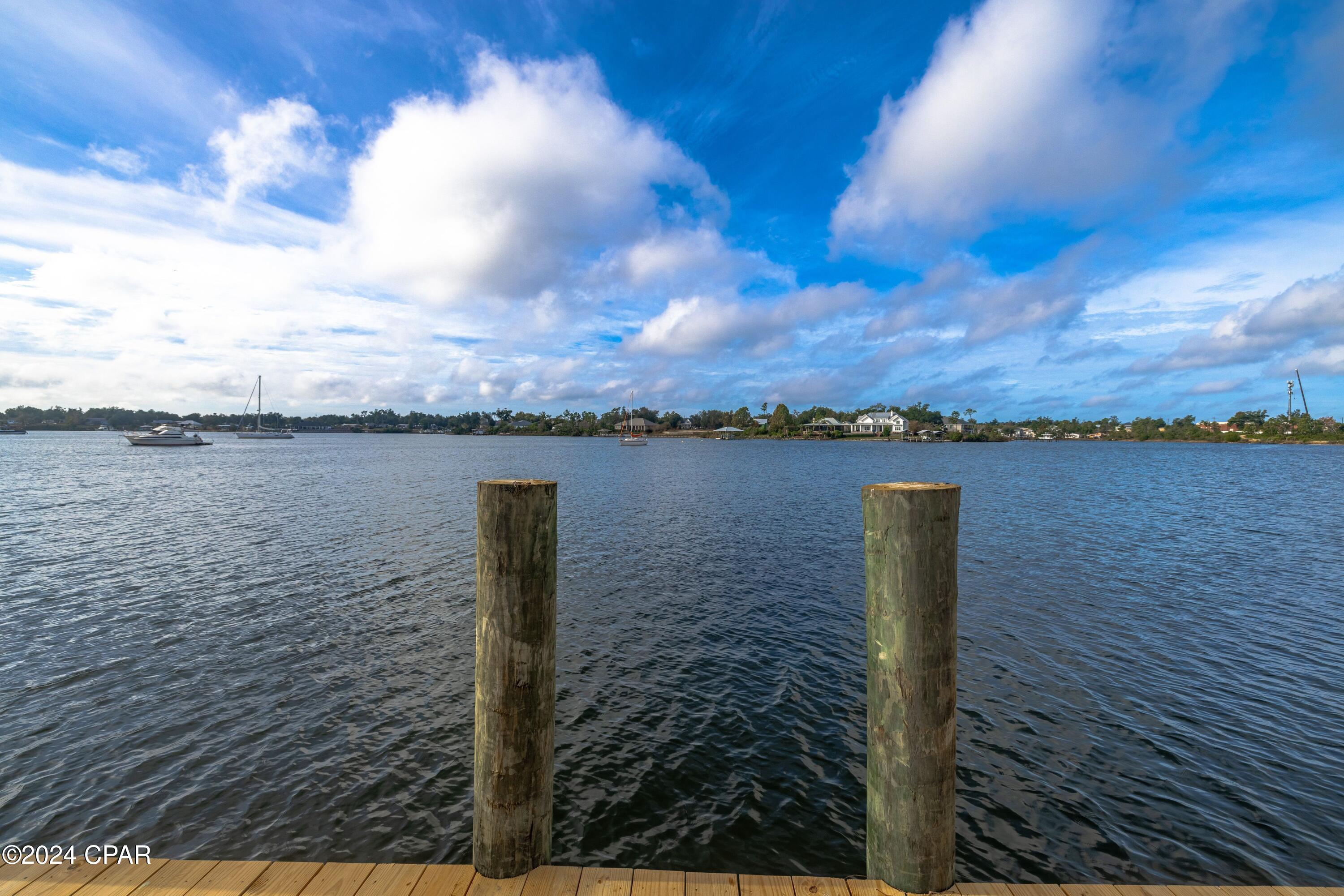 Bayou Plat - Land