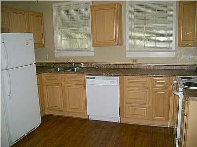 Bay Park Manor - Residential Lease