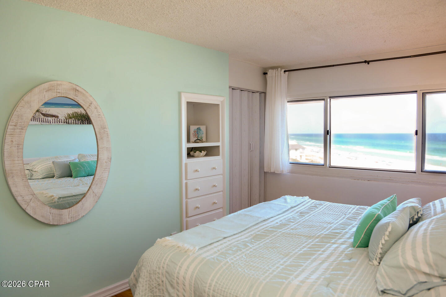 Pinnacle Port - Residential