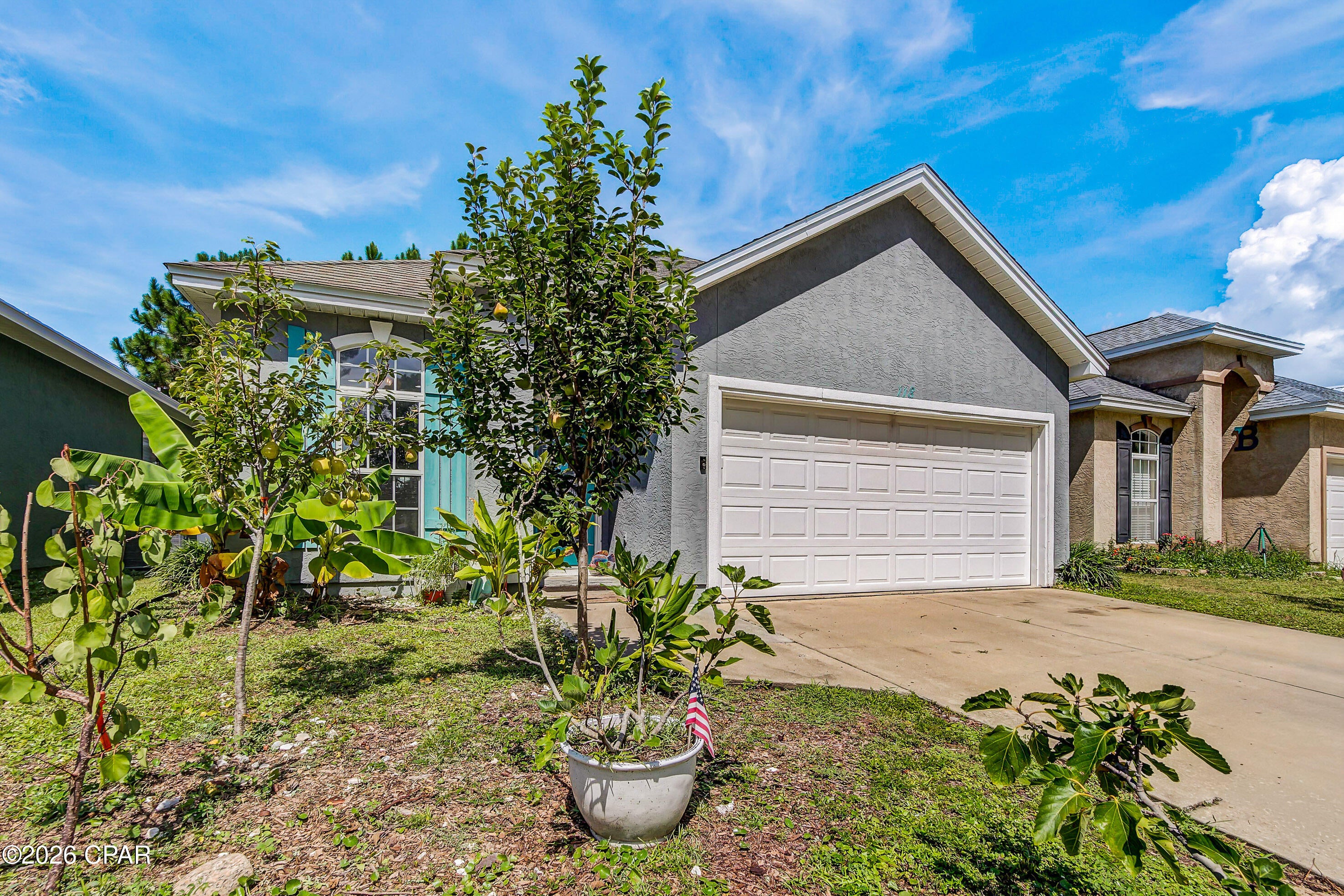 Gardenia Beach - Residential