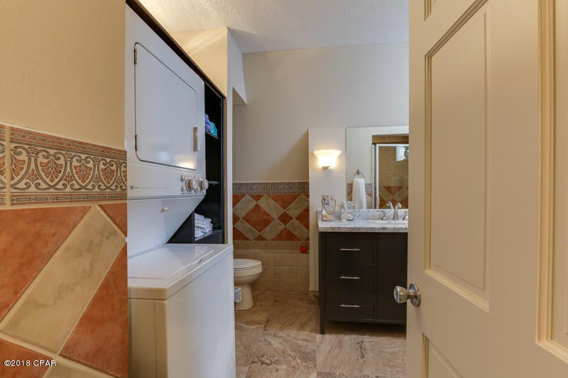 Bay Point Studio Villas Unit 3 - Residential