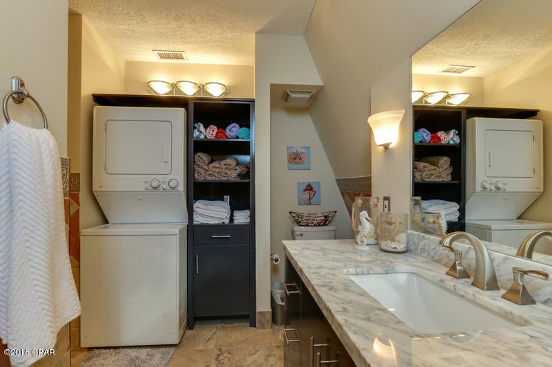 Bay Point Studio Villas Unit 3 - Residential