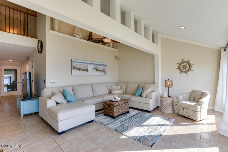 Bay Point Studio Villas Unit 3 - Residential