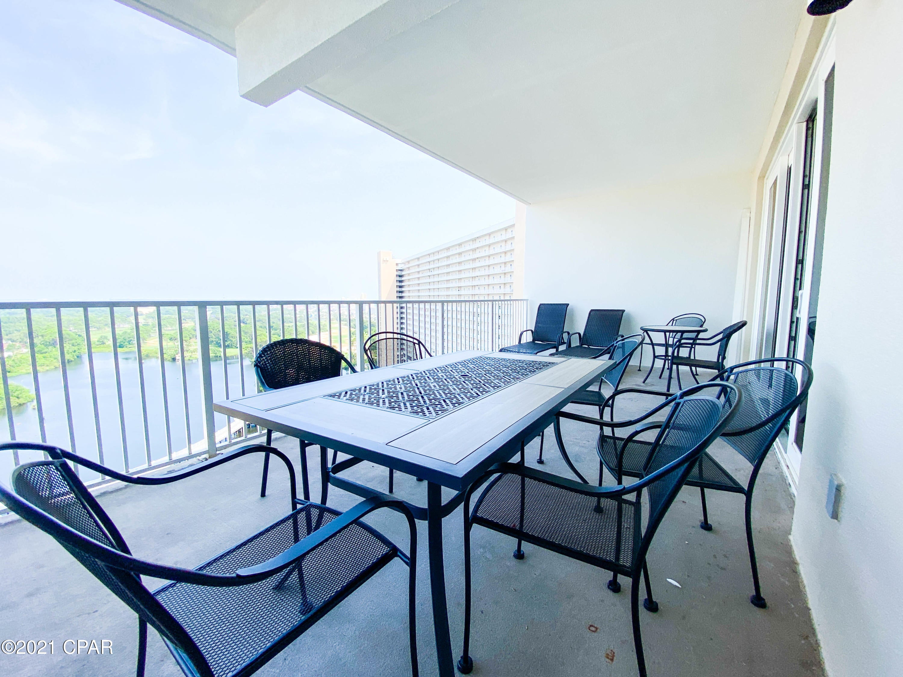 Laketown Wharf - Residential