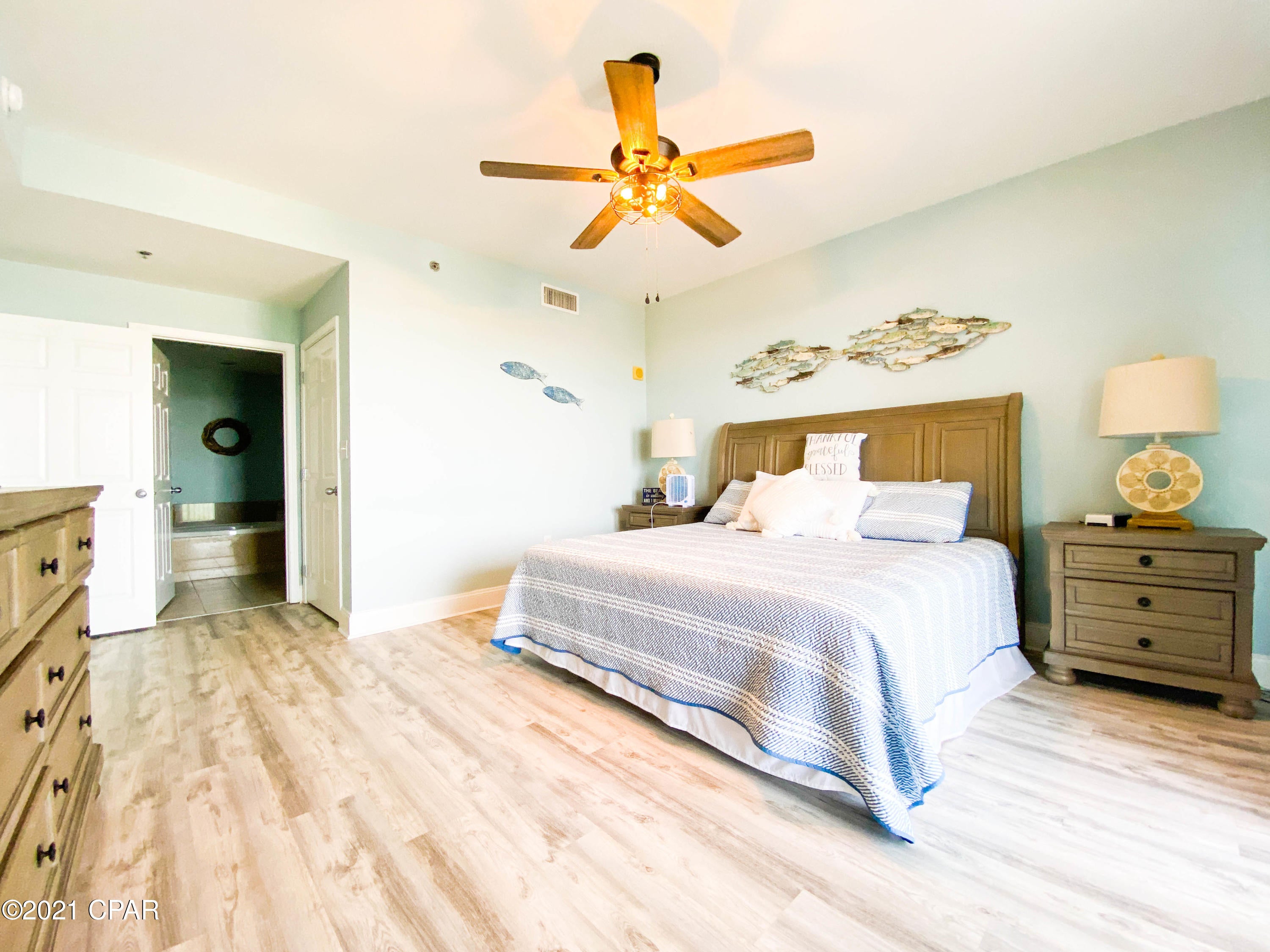 Laketown Wharf - Residential