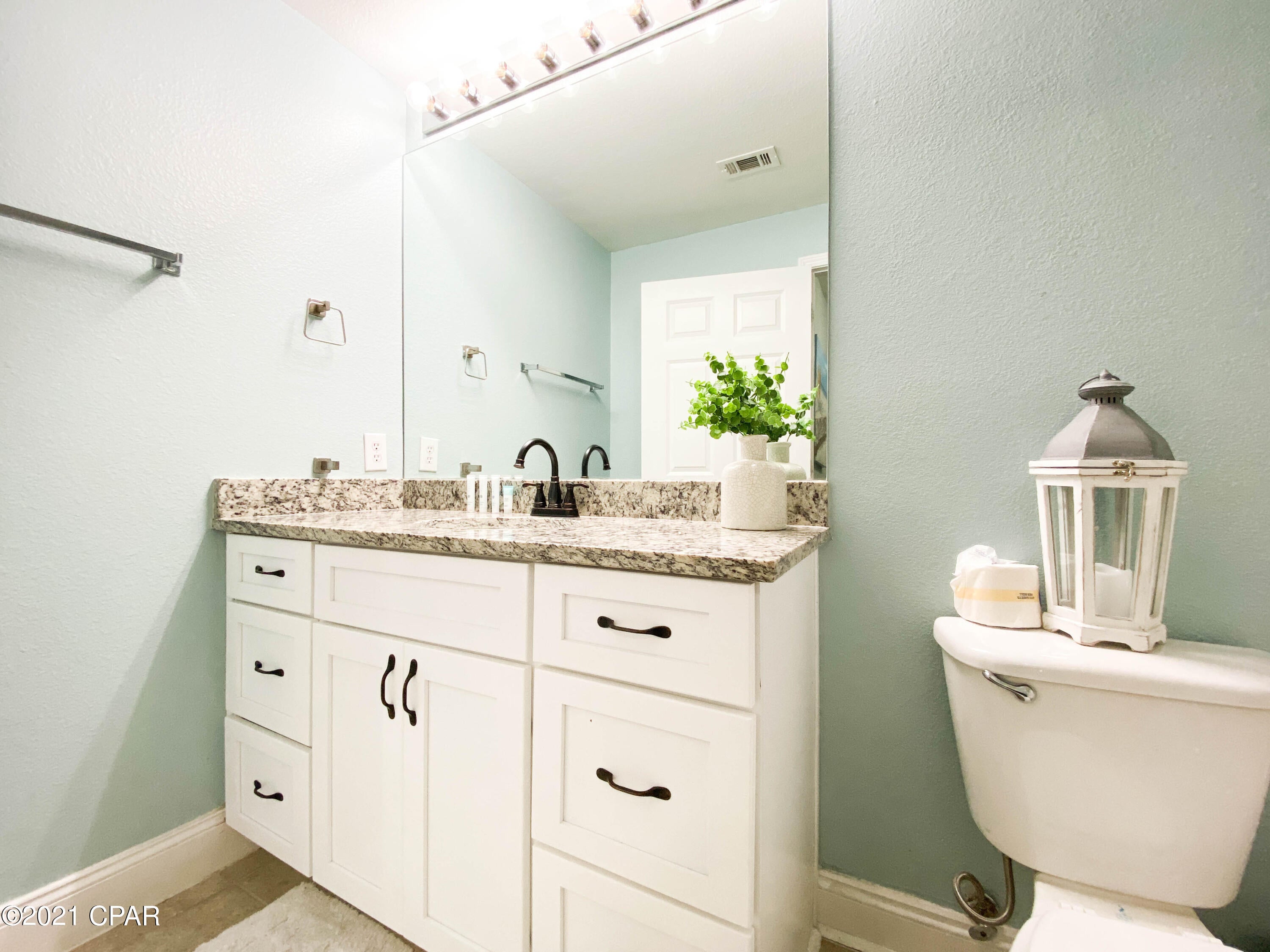 Laketown Wharf - Residential