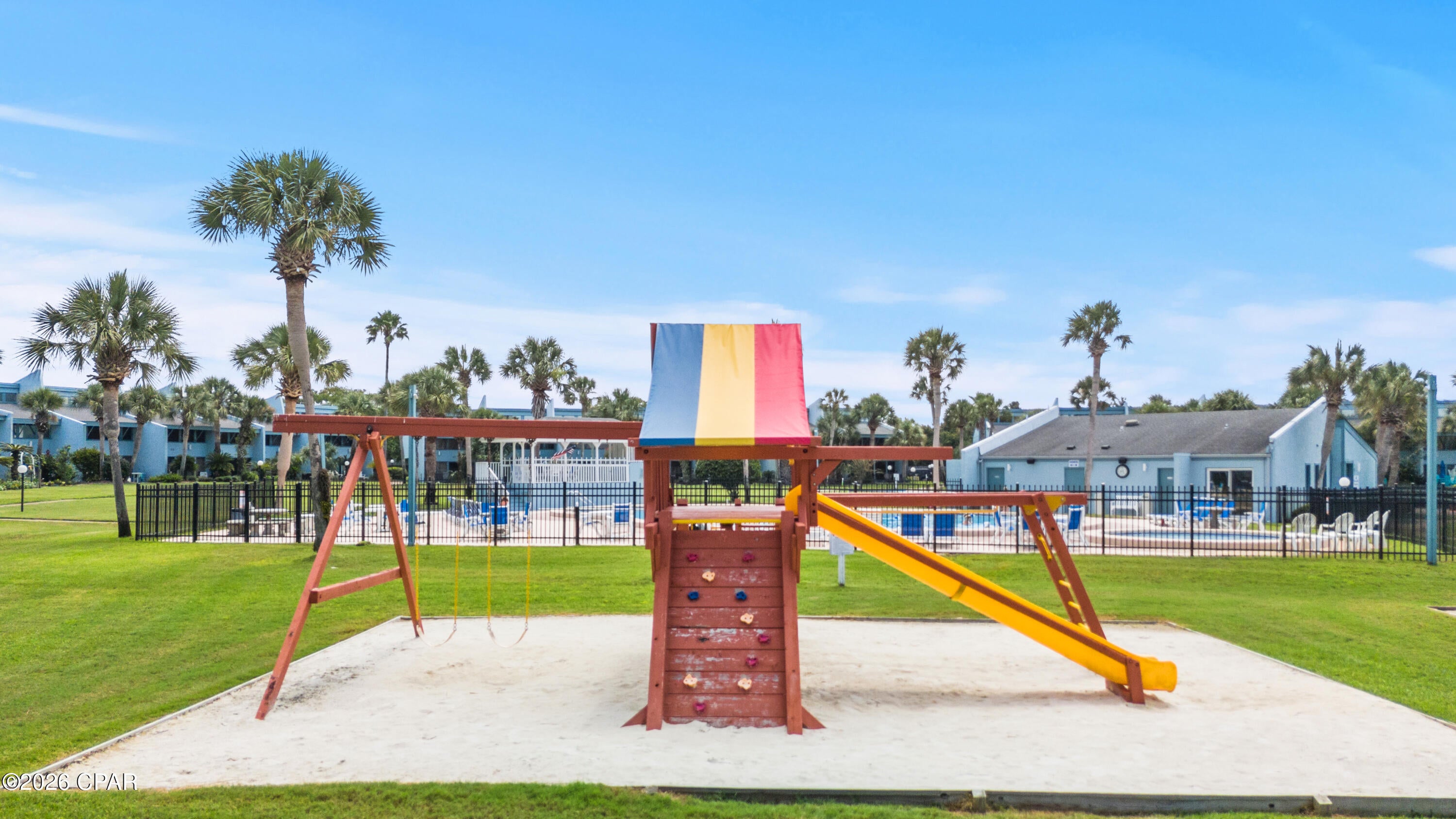 Sunnyside Beach & Tennis Condo - Residential