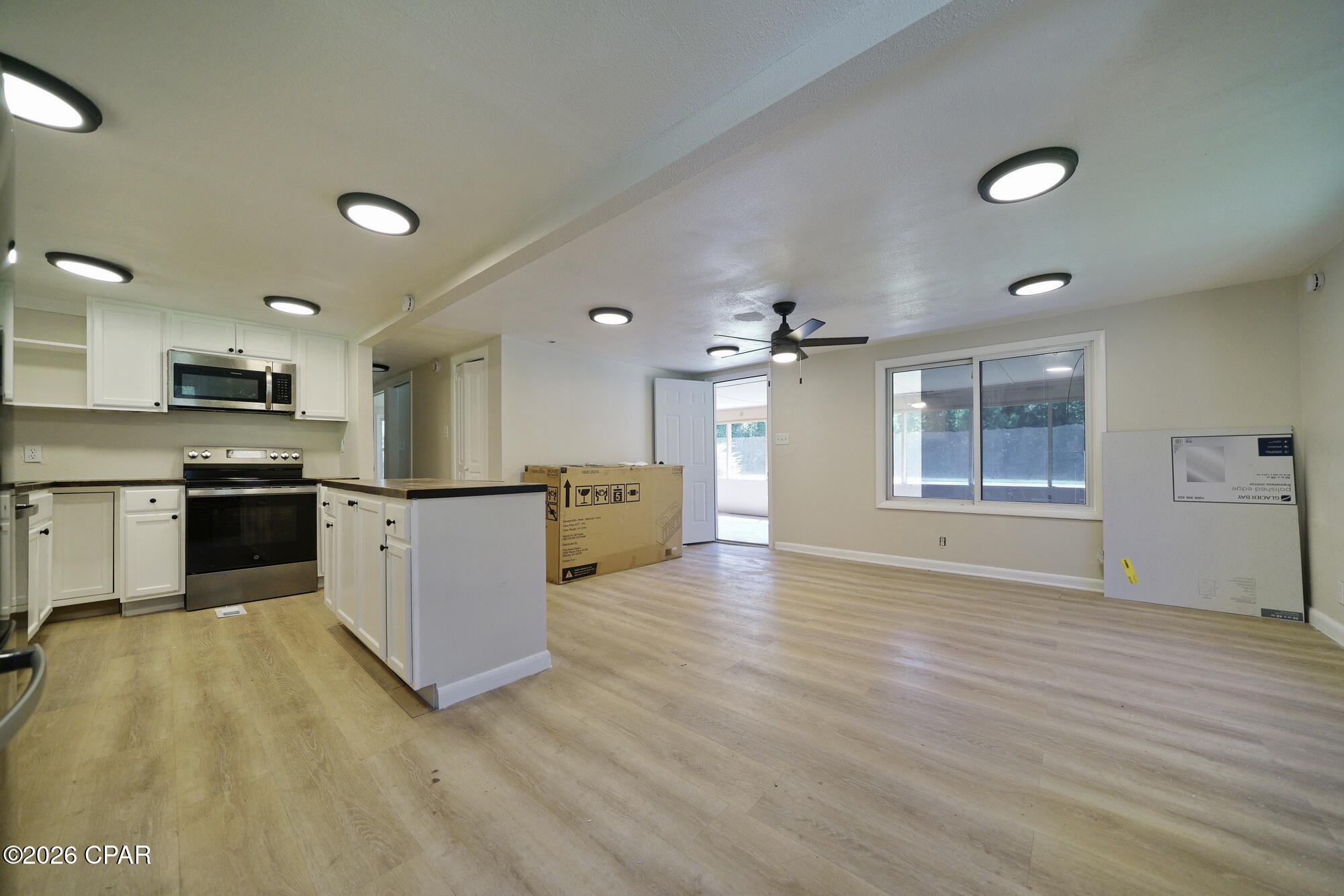 [No Recorded Subdiv] - Residential Lease