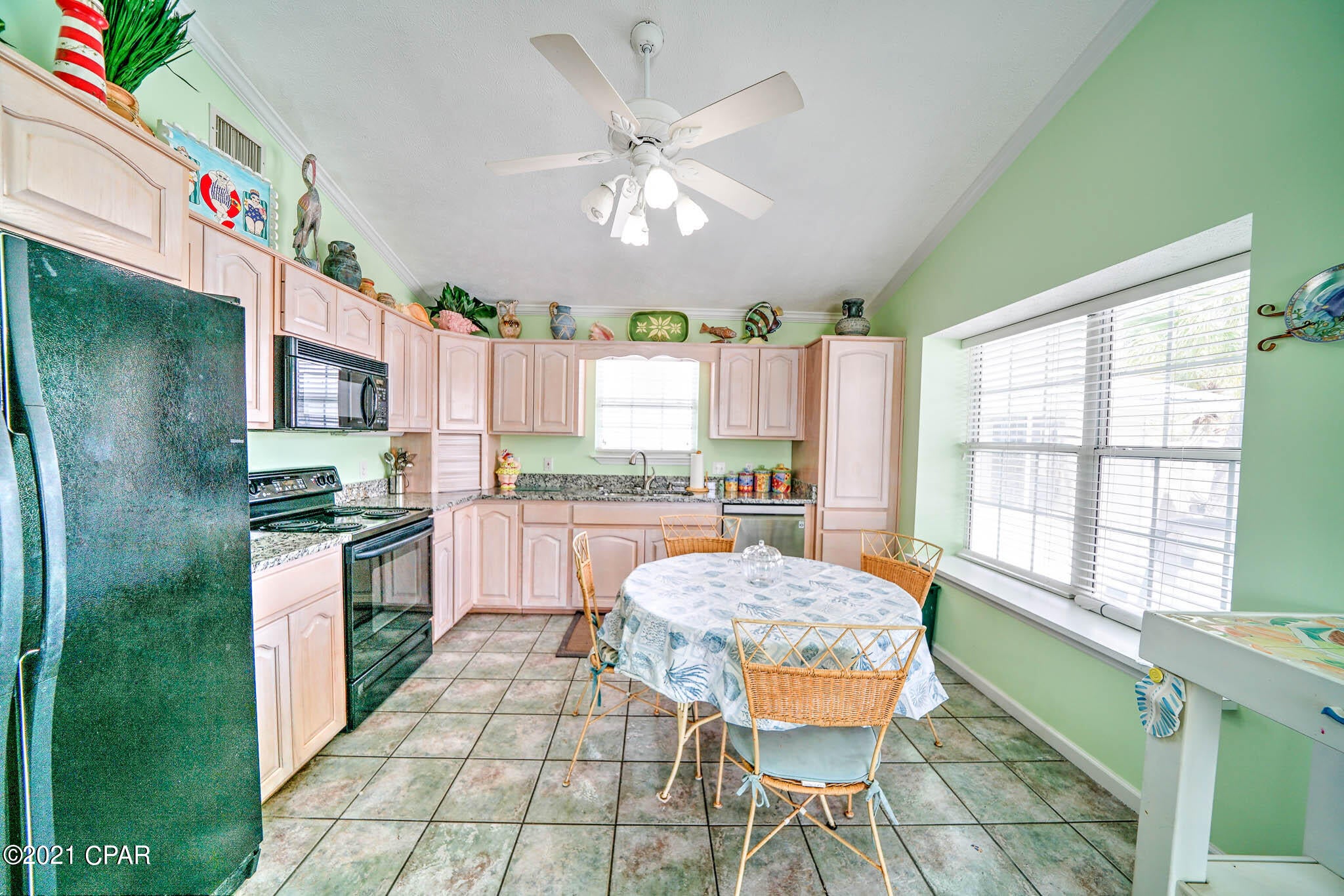Venture Out Travel Trail - Residential