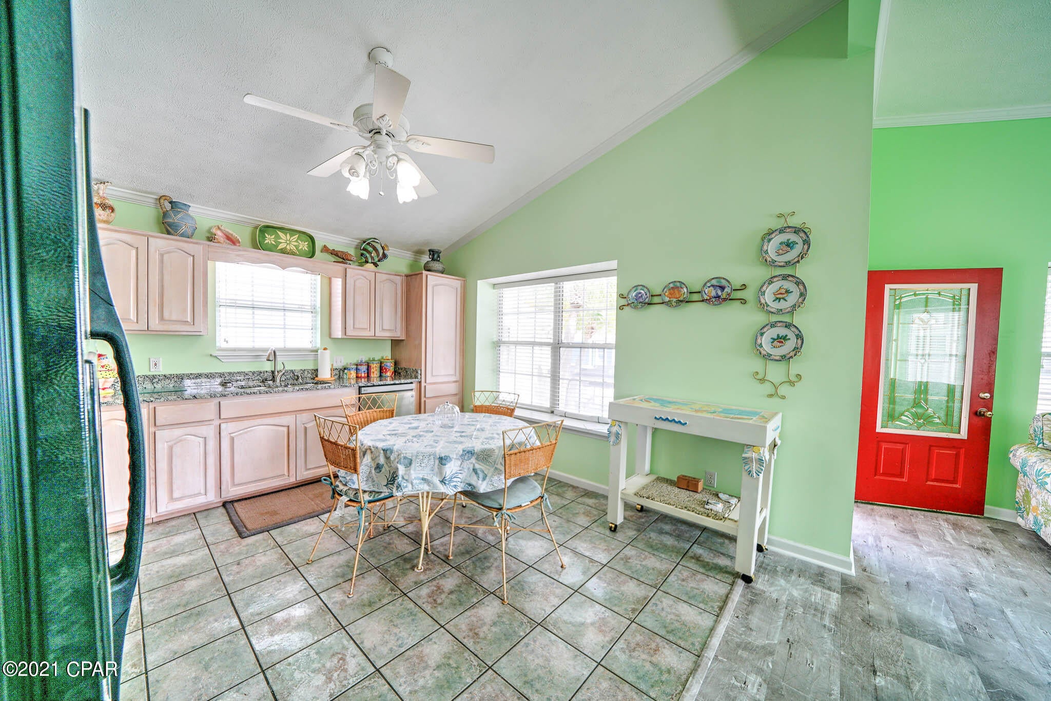 Venture Out Travel Trail - Residential