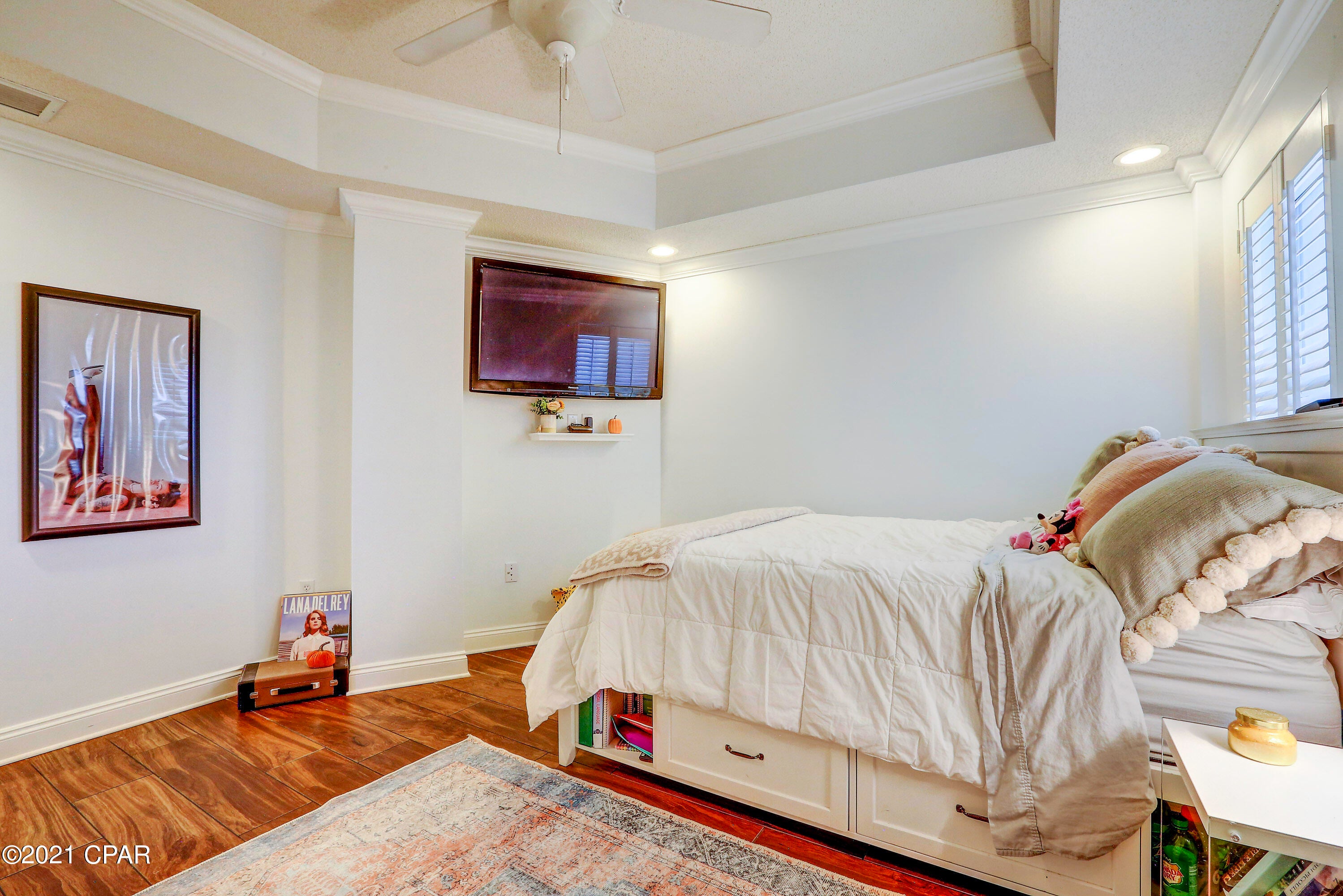 Marina Bay Condo - Residential