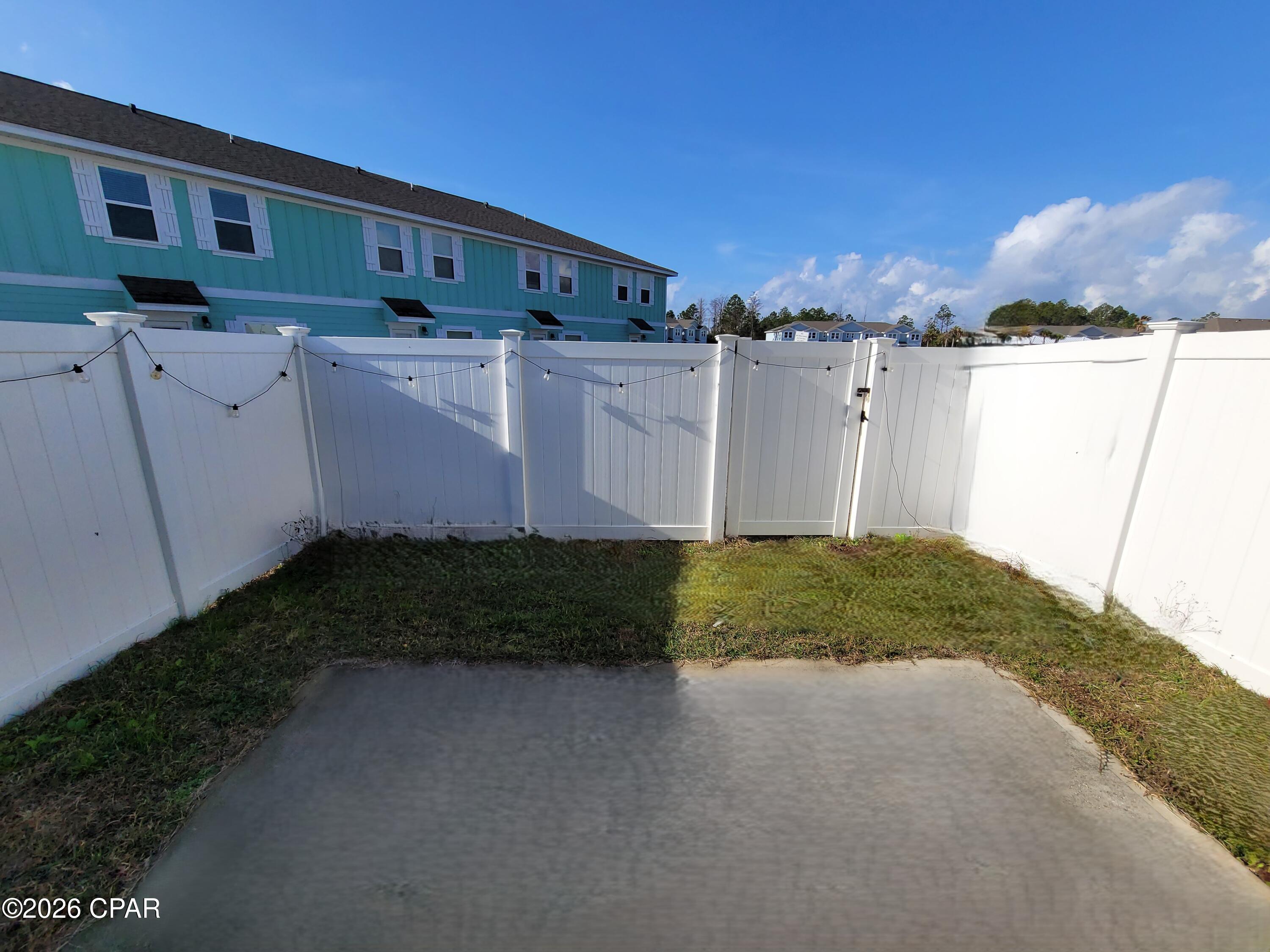 Hathaway Townhomes - Residential Lease
