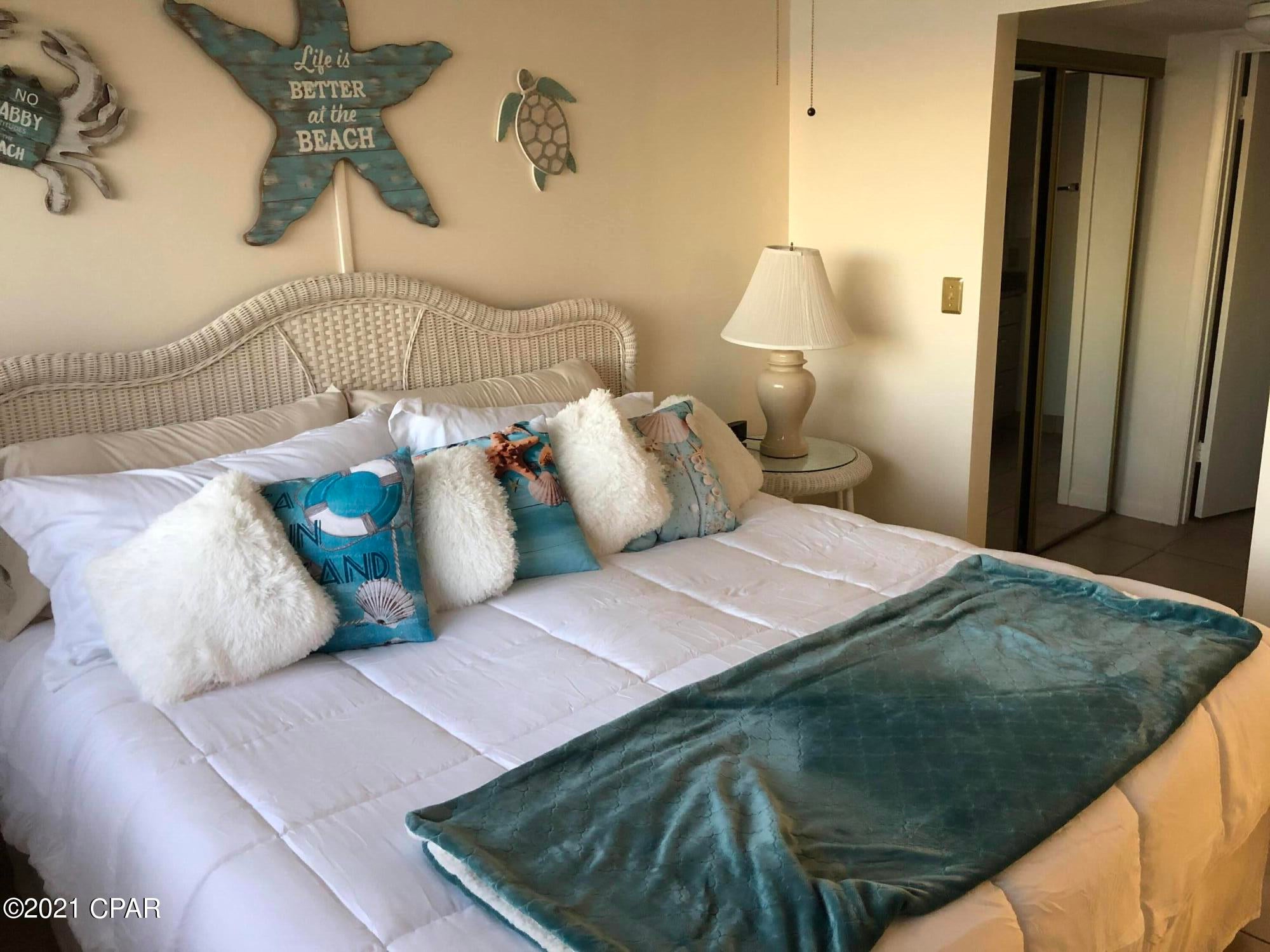 Summerhouse Condo. - Residential