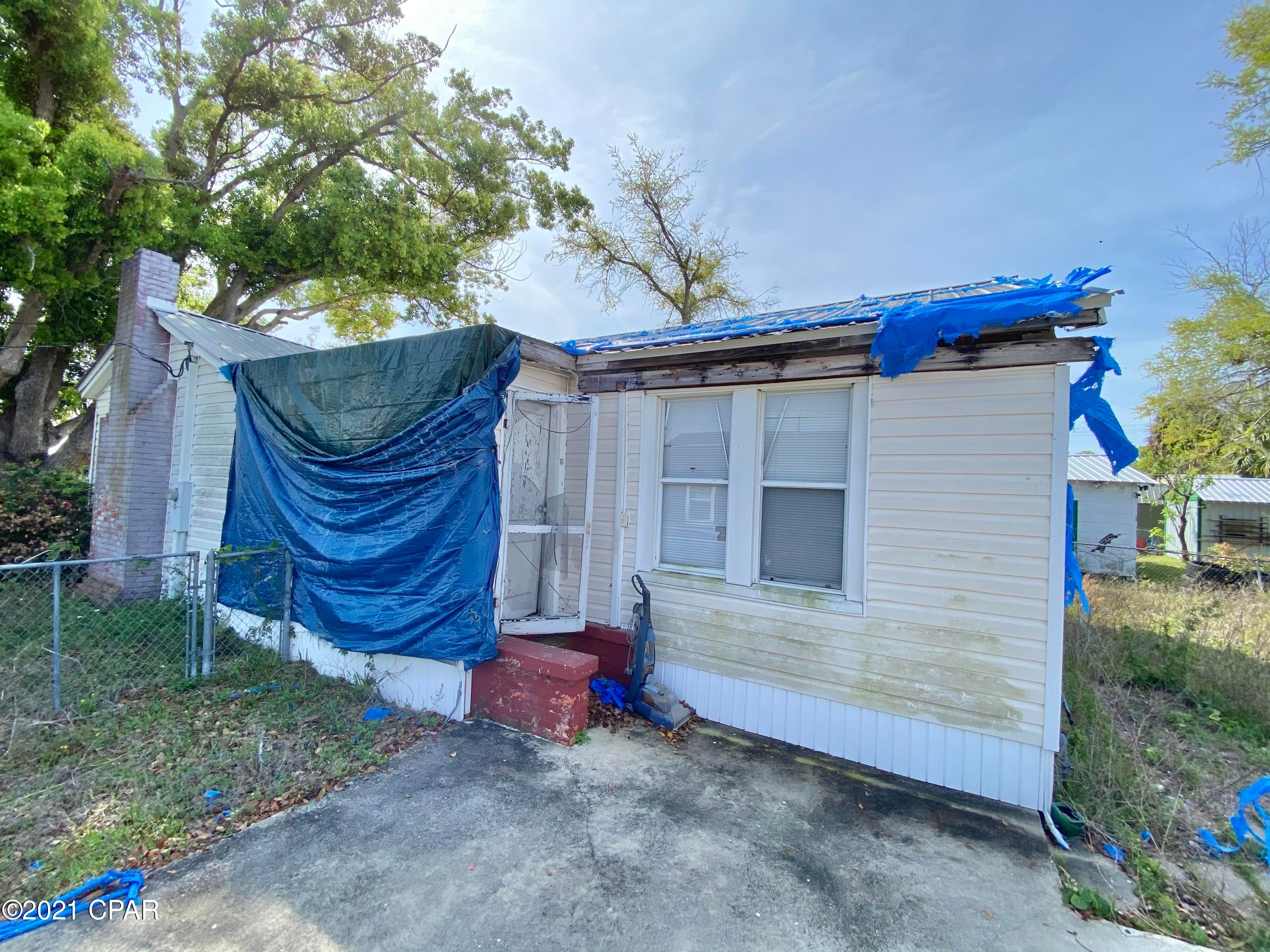 [No Recorded Subdiv] - Residential