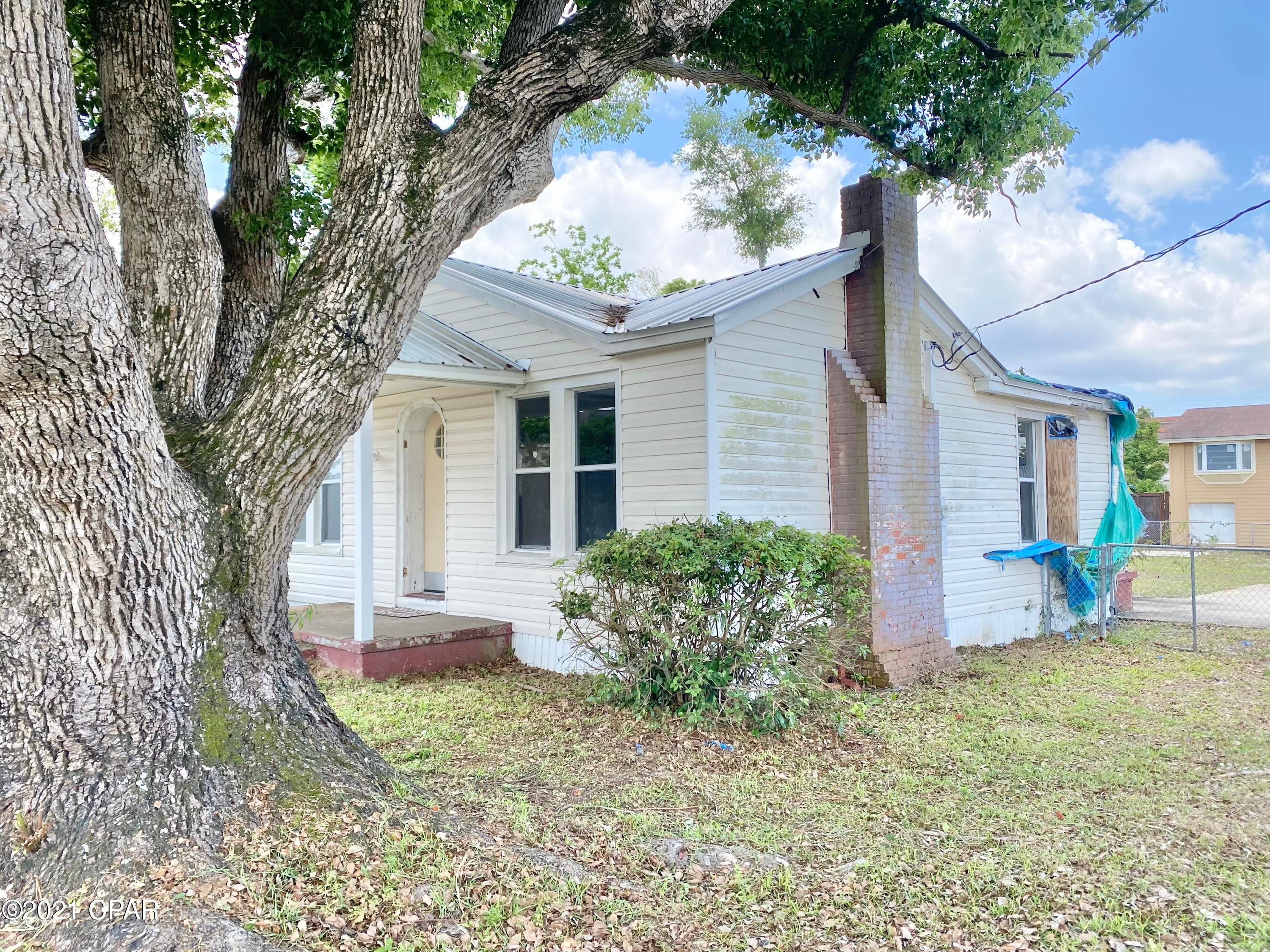 [No Recorded Subdiv] - Residential