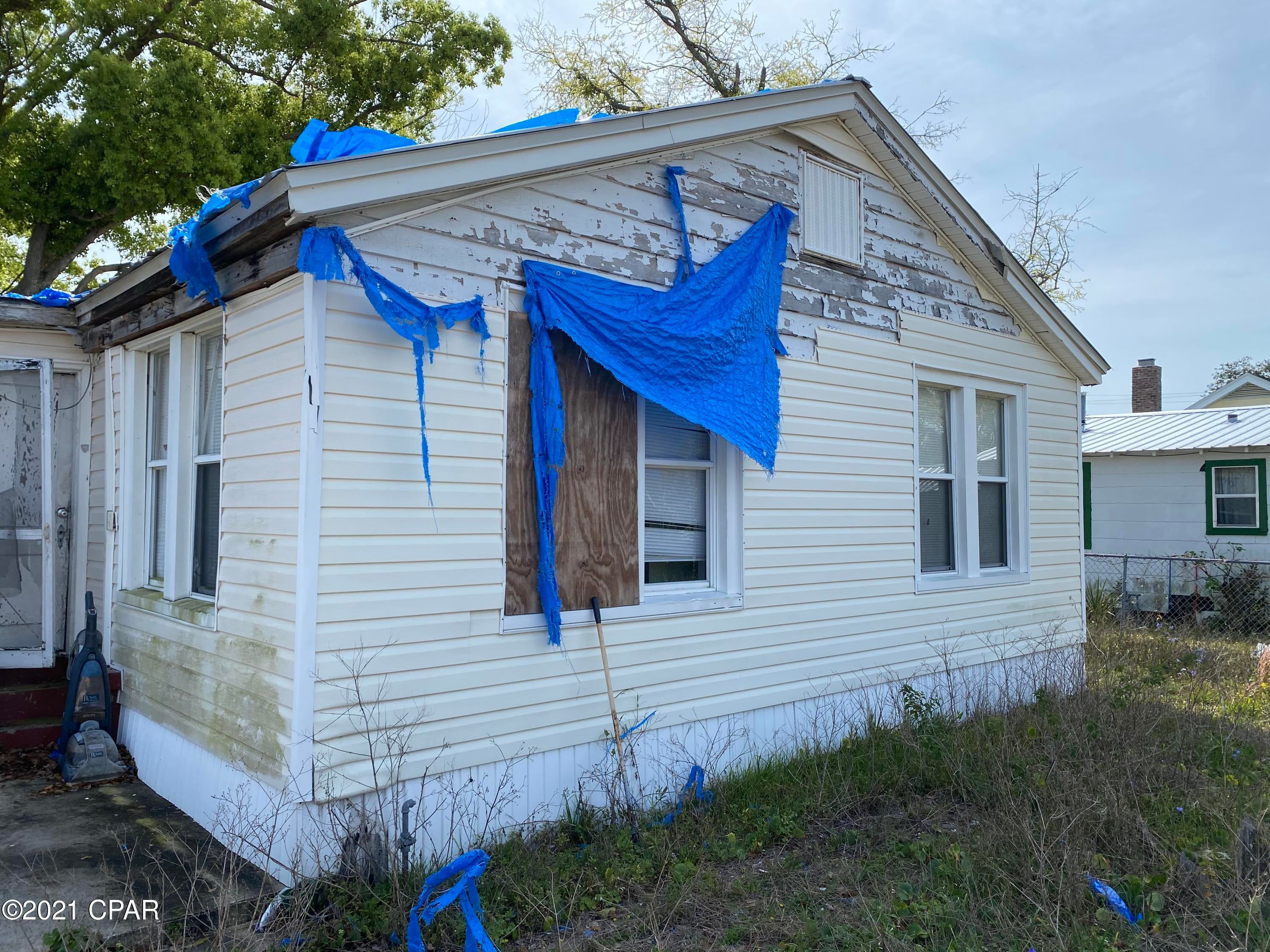 [No Recorded Subdiv] - Residential