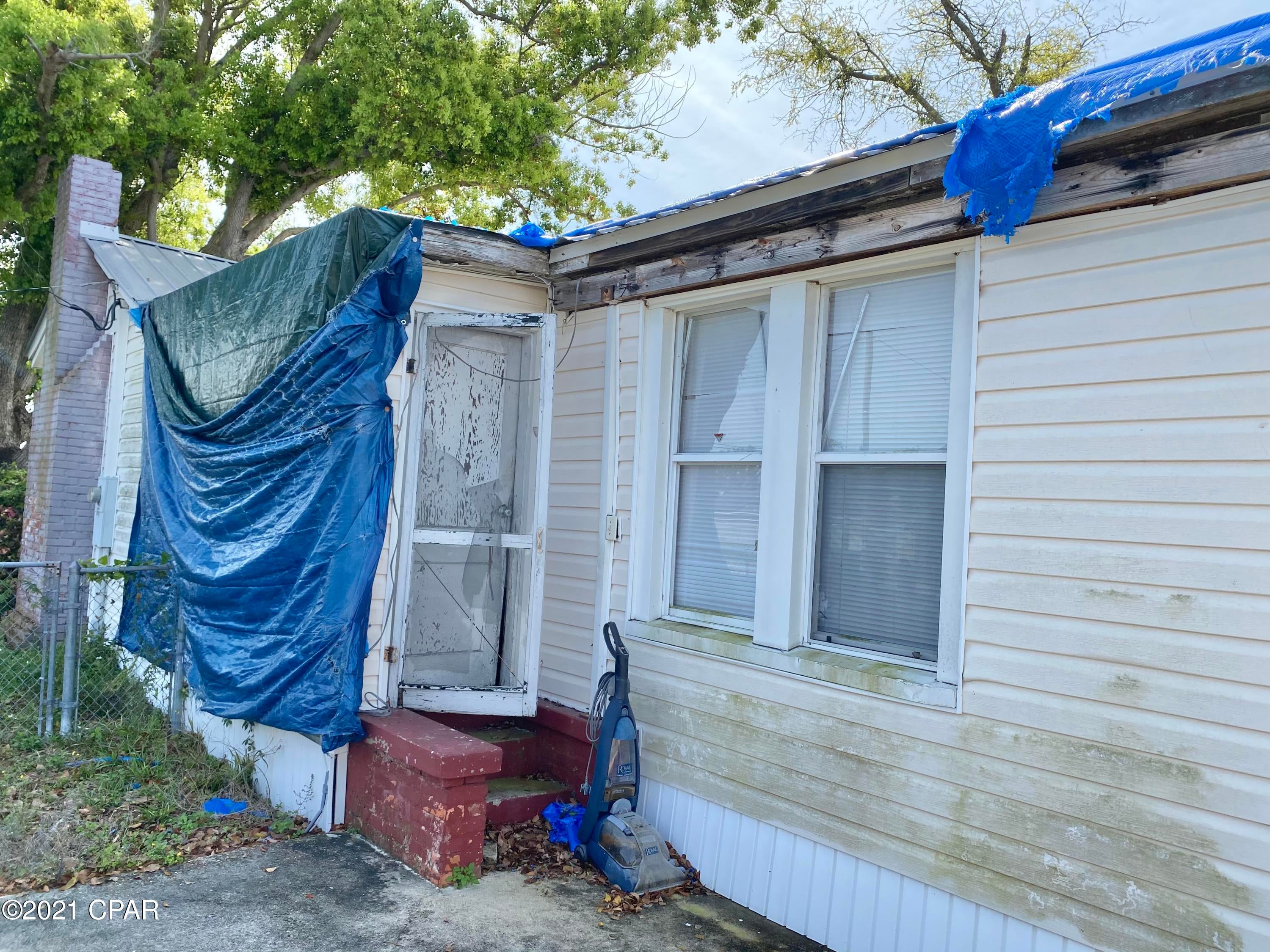 [No Recorded Subdiv] - Residential