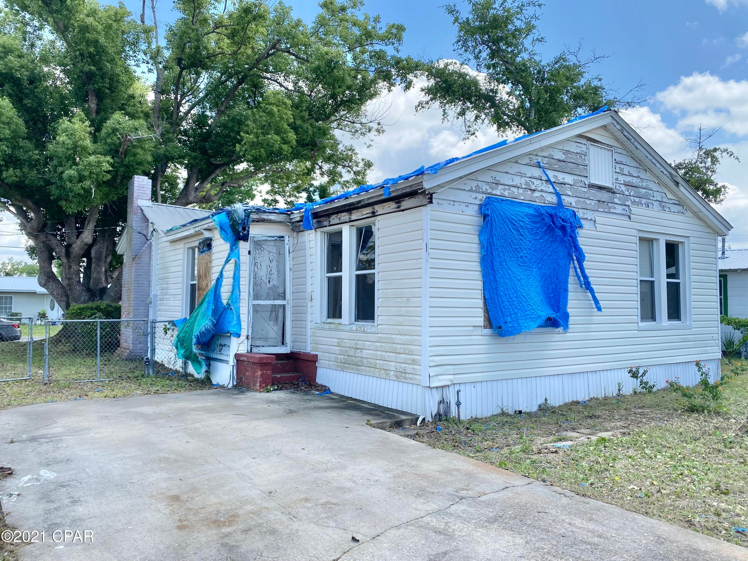 [No Recorded Subdiv] - Residential