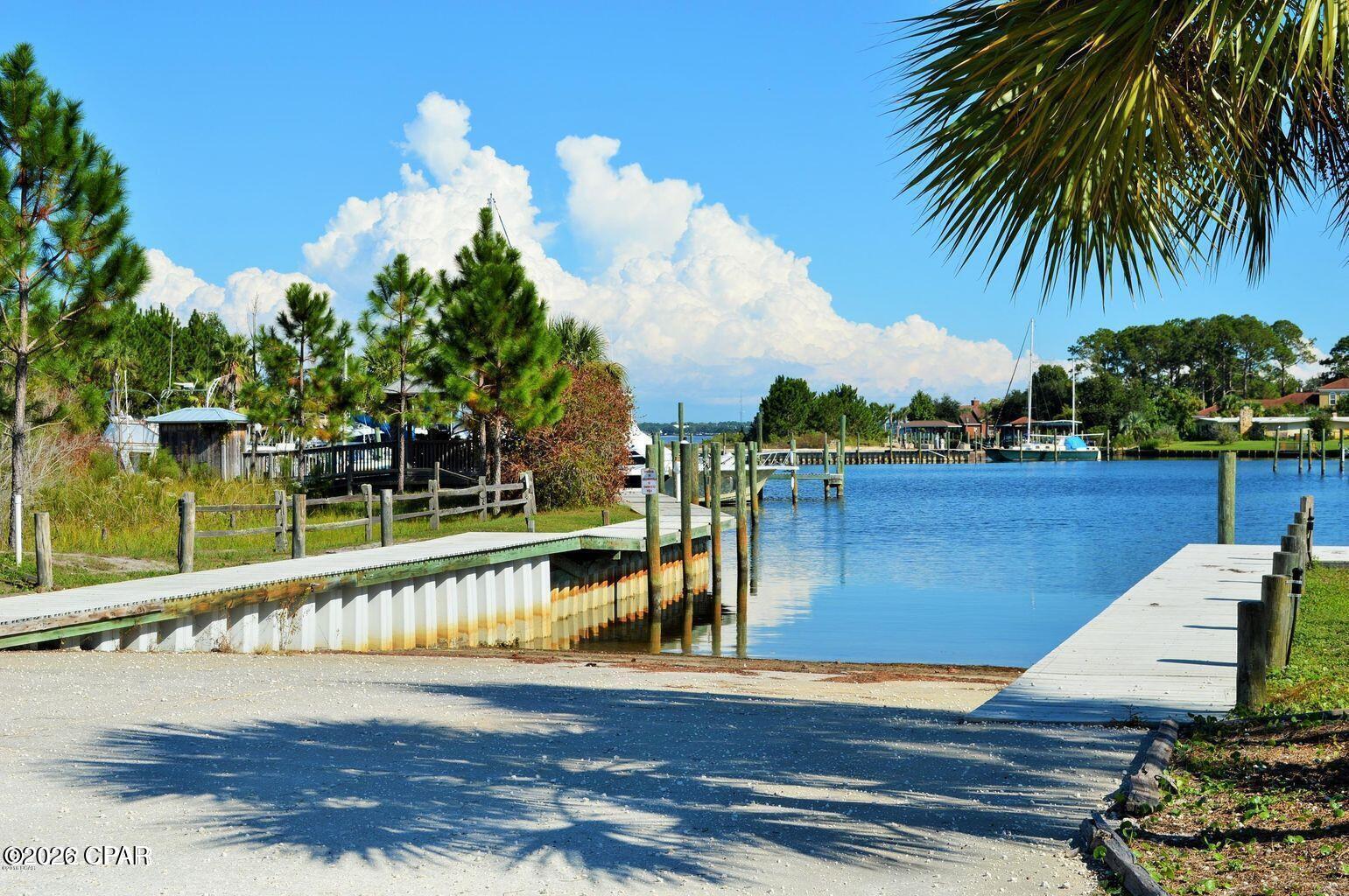 Dolphin Bay - Residential