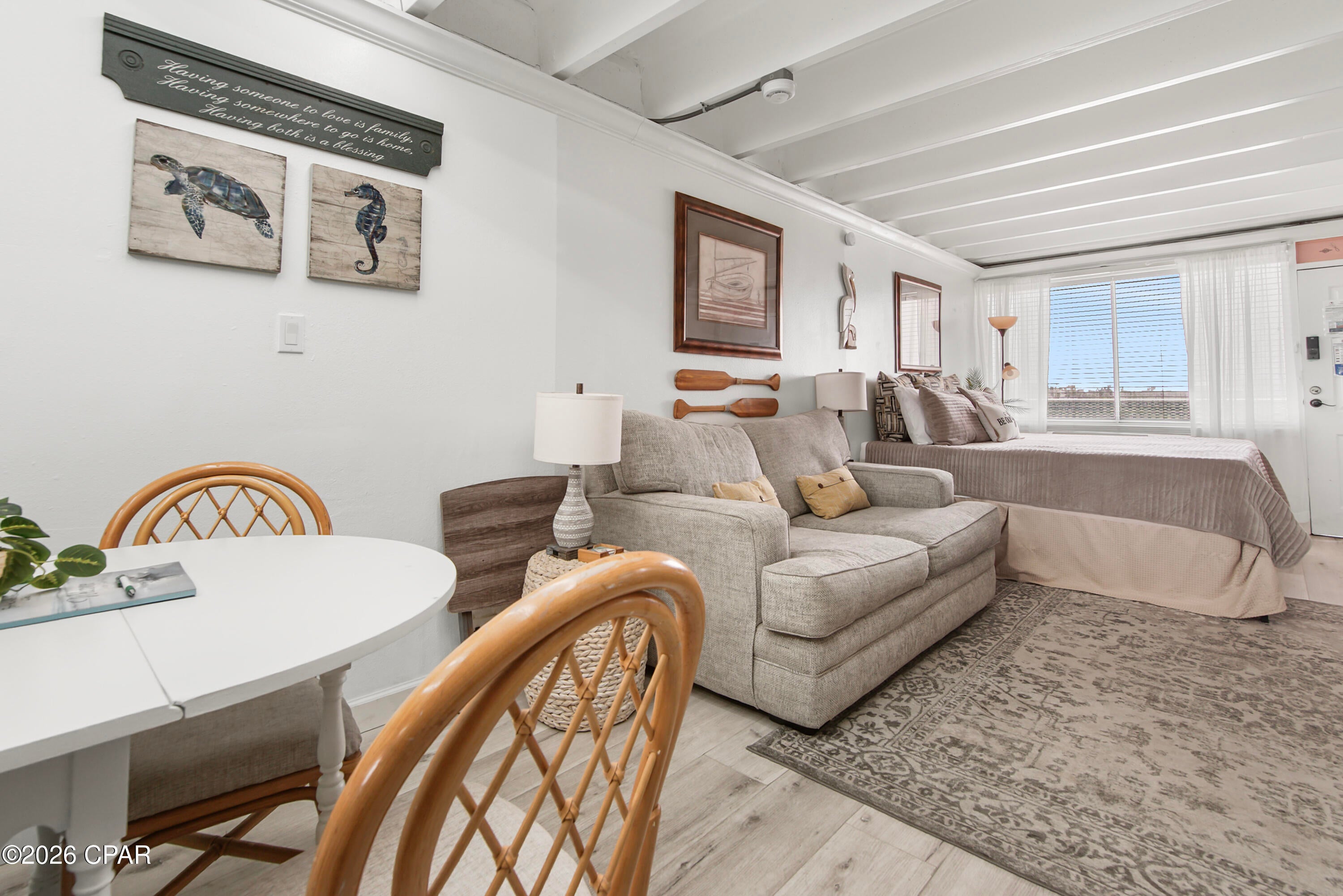 Fontainebleau Terrace - Residential