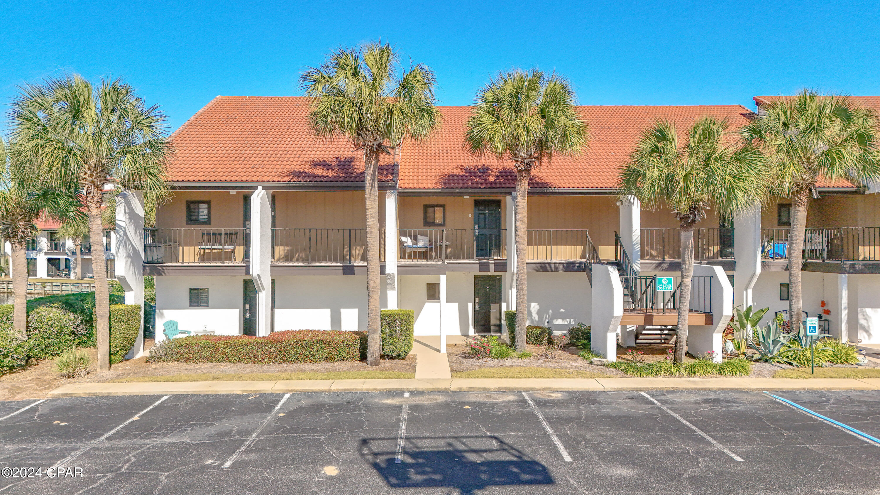 Edgewater Golf Villas II-B - Residential