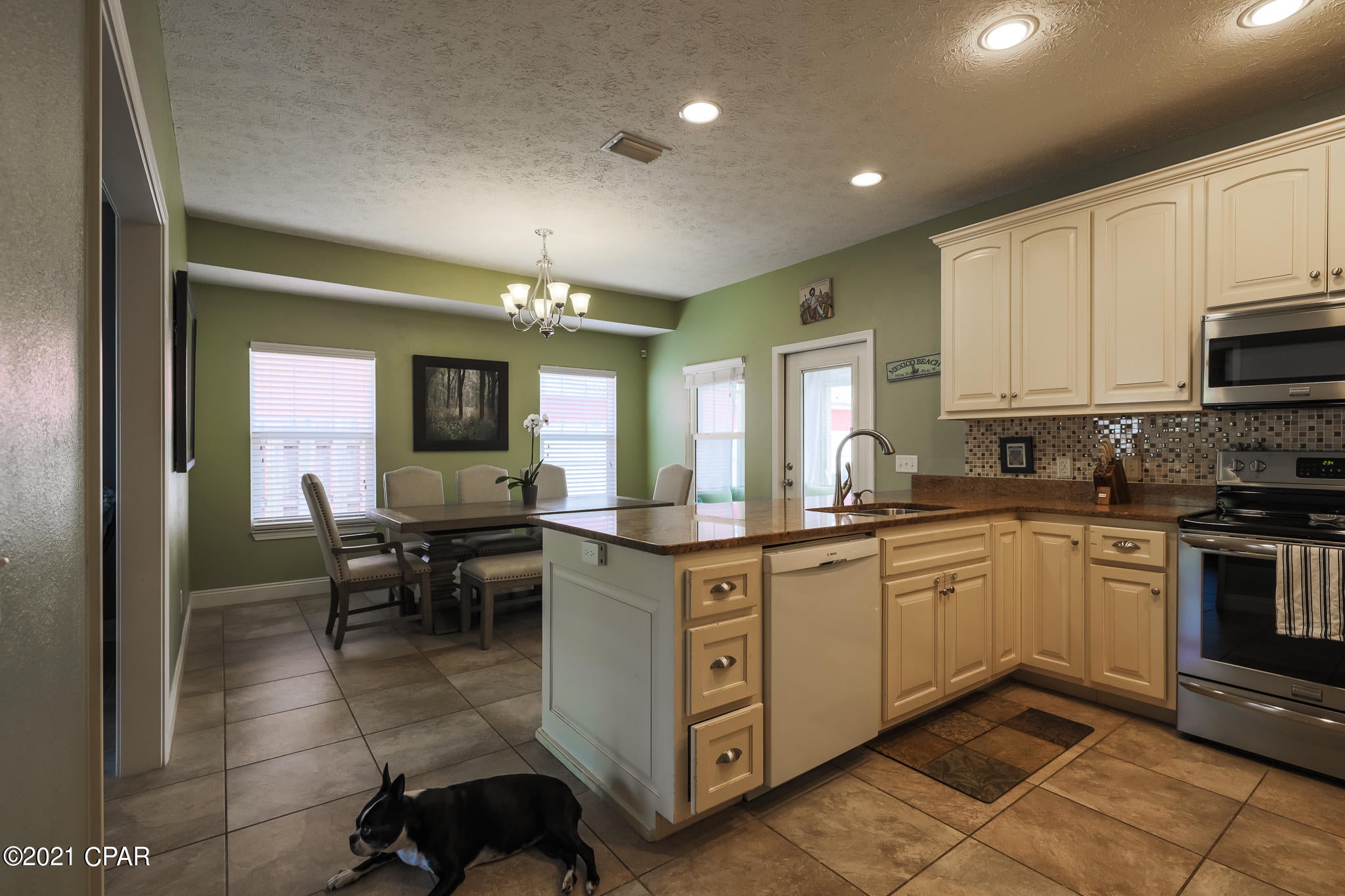 Holiday Beach Unit 13 - Residential