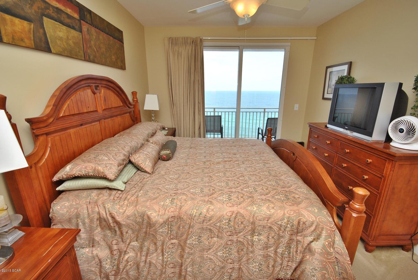 Splash Condo - Residential