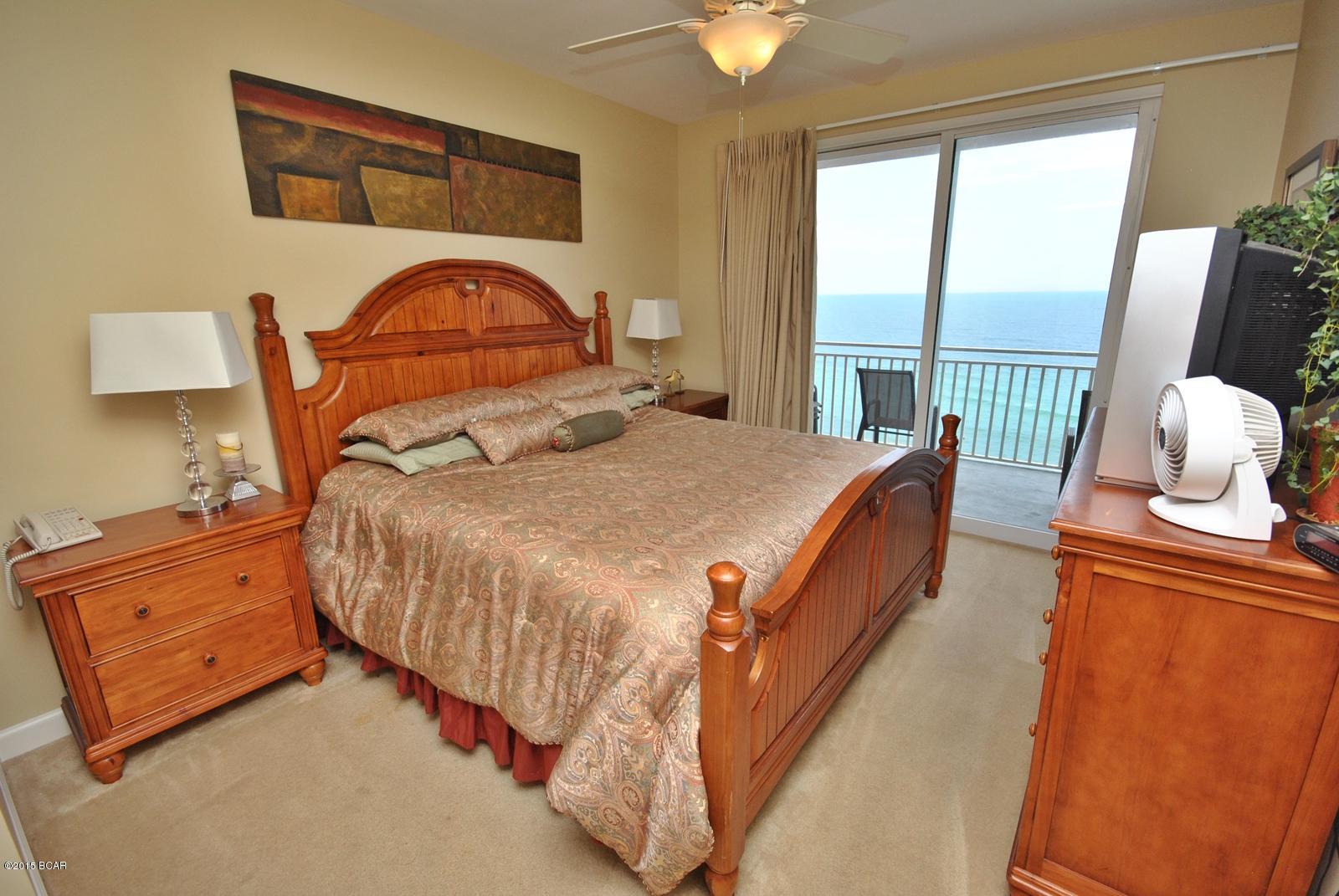Splash Condo - Residential
