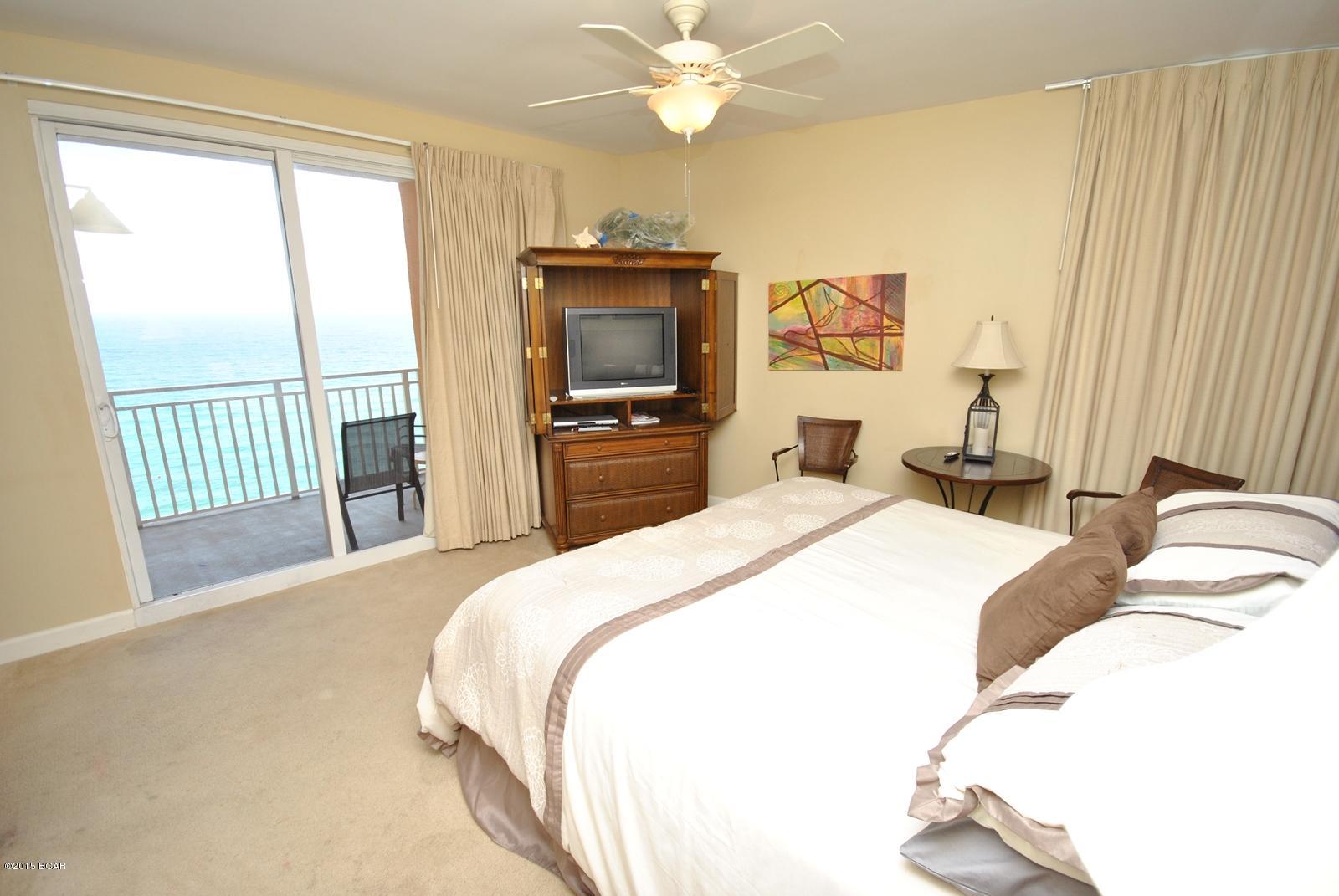 Splash Condo - Residential