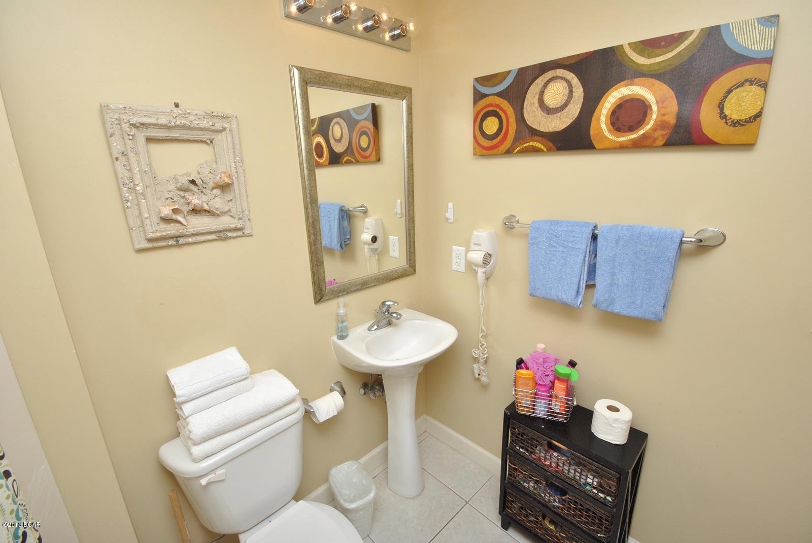 Splash Condo - Residential