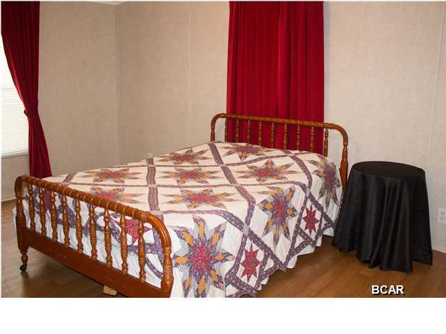 Laguna Beach Plaza - Residential