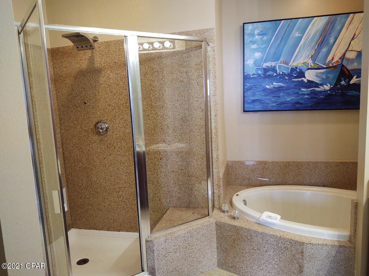 Laketown Wharf - Residential