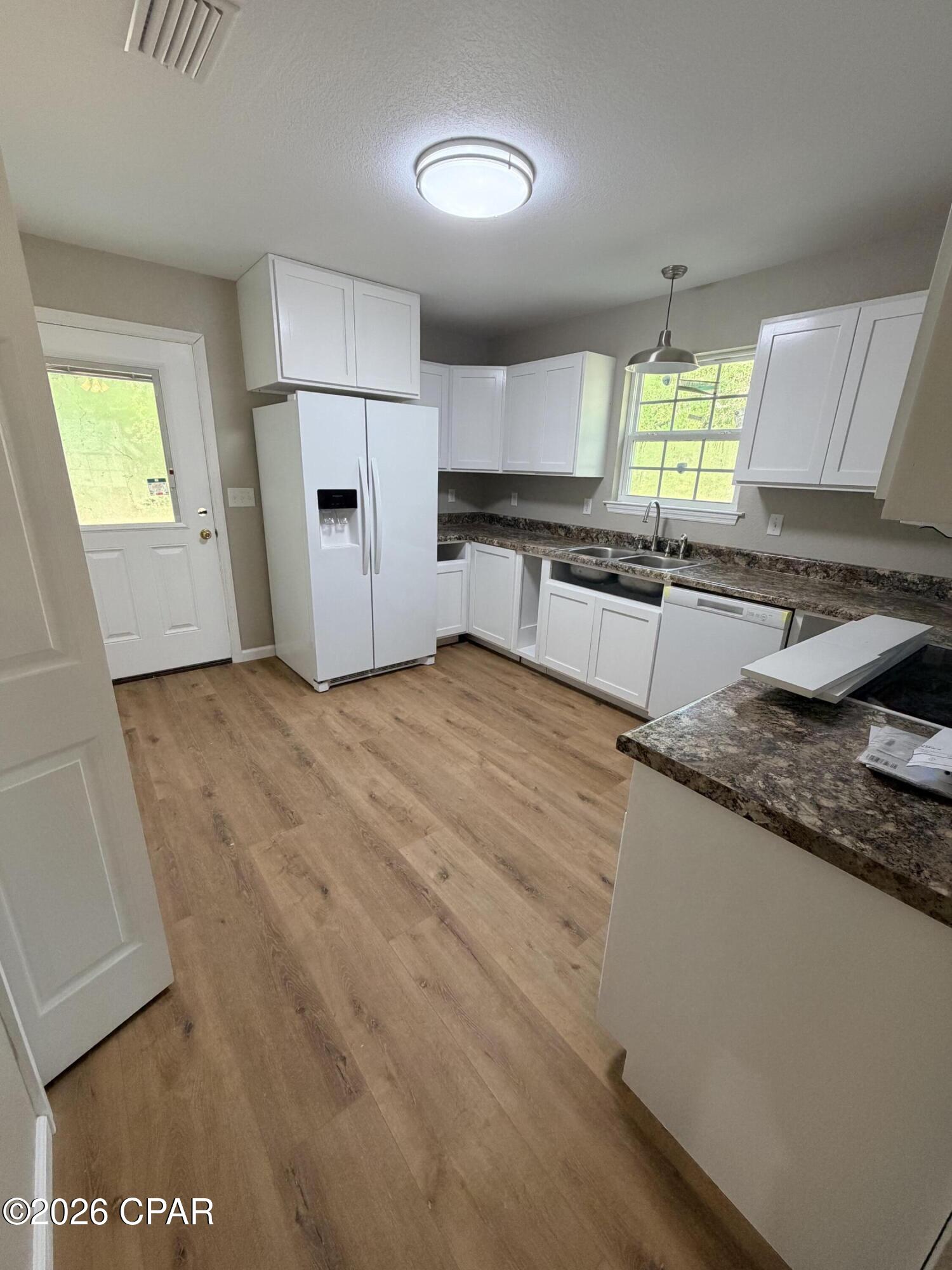Grand Ridge - Residential