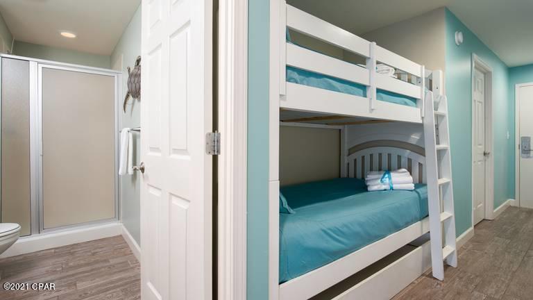 Splash Condo - Residential