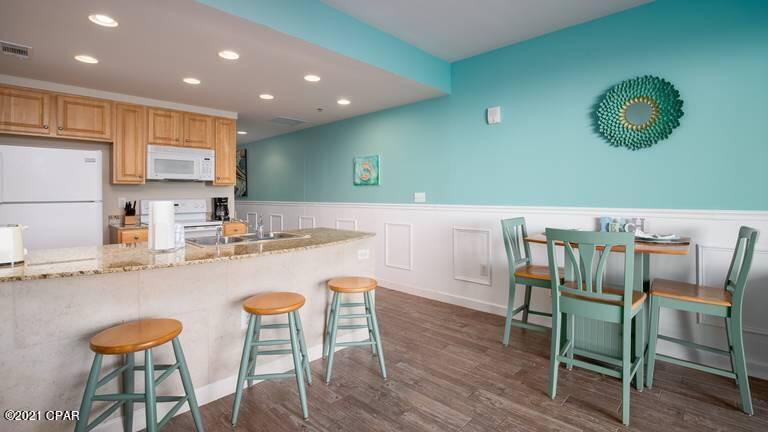 Splash Condo - Residential