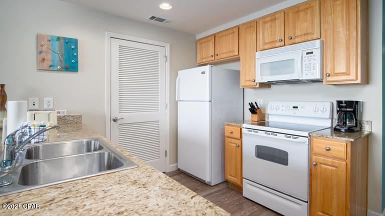 Splash Condo - Residential