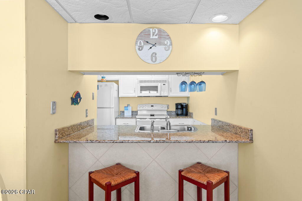 Leeward/Windward Condo - Residential