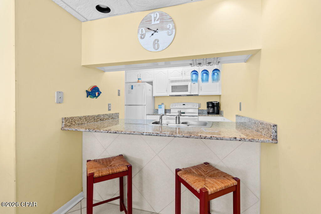 Leeward/Windward Condo - Residential