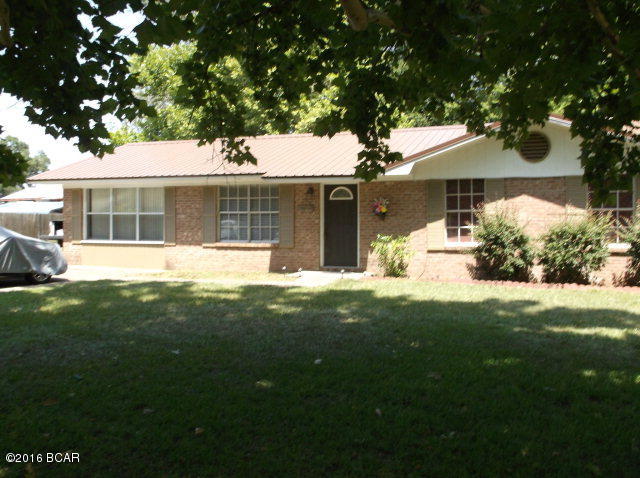 ***REDUCED***Brick ranch in move in ready condition. Garage conversion could be used as additional bedroom, den, or office. Nice covered patio on back for entertaining. Large walk-in pantry in large indoor laundry room. New metal roof has been put on in 2014. Call for appointment today.