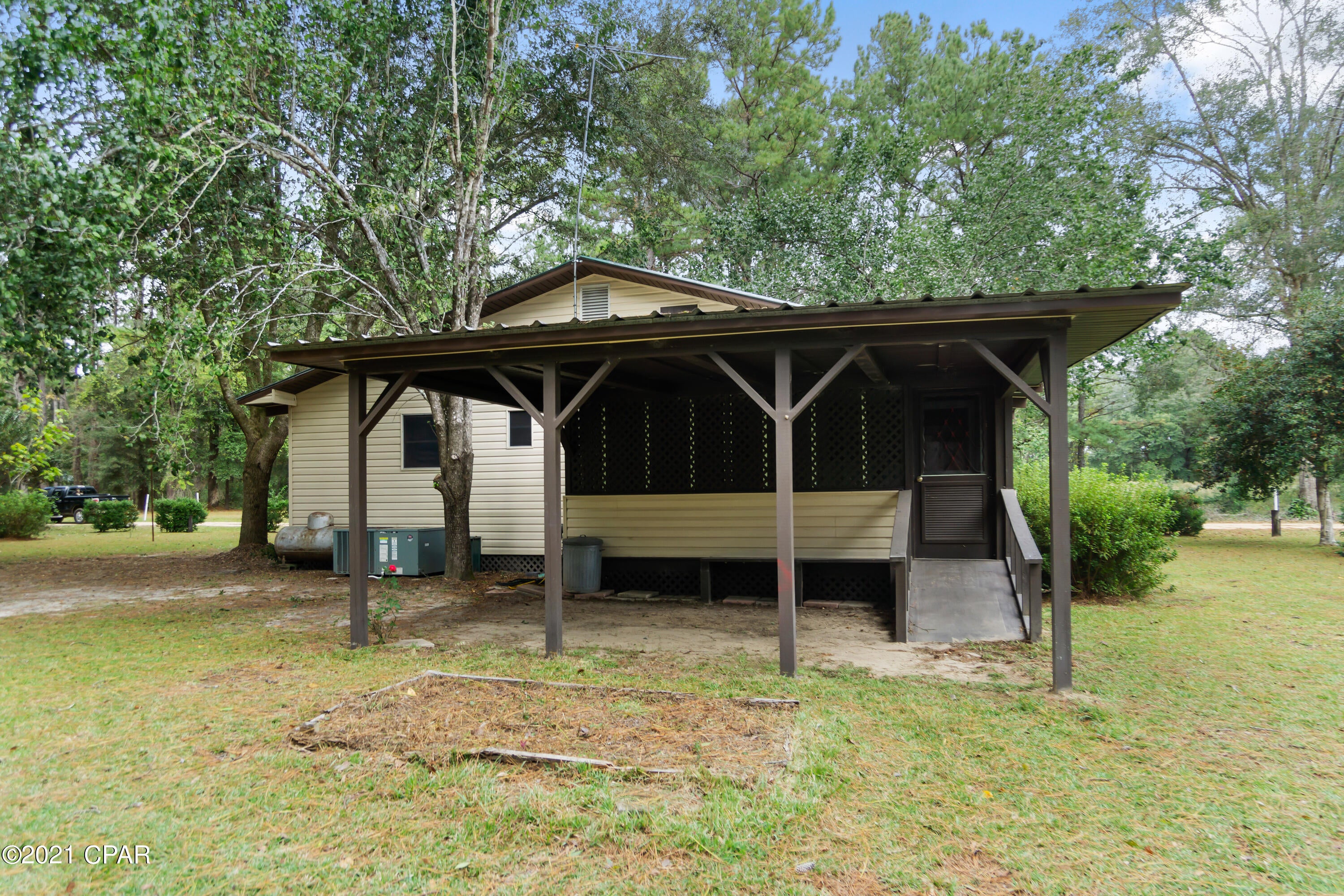 Redbug Lake - Residential