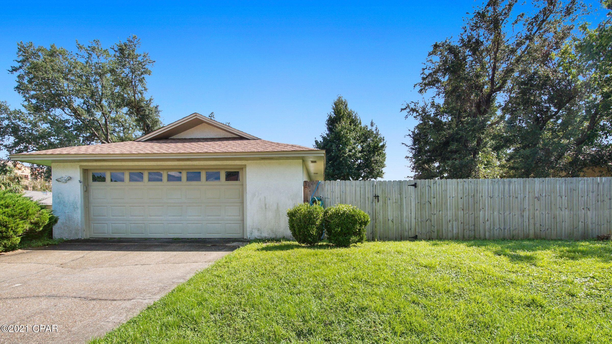 Here's your chance to own a 3 bedroom, 2 bath home in the desirable North Lagoon Heights Neighborhood, and make it your own with just a little bit of TLC. This home sits on a corner lot on a cul de sac, with a fenced in yard. Chimney is currently being rebuilt with hardie board and reflashing the roof joints. All measurements are approx, buyer to verify if important.
