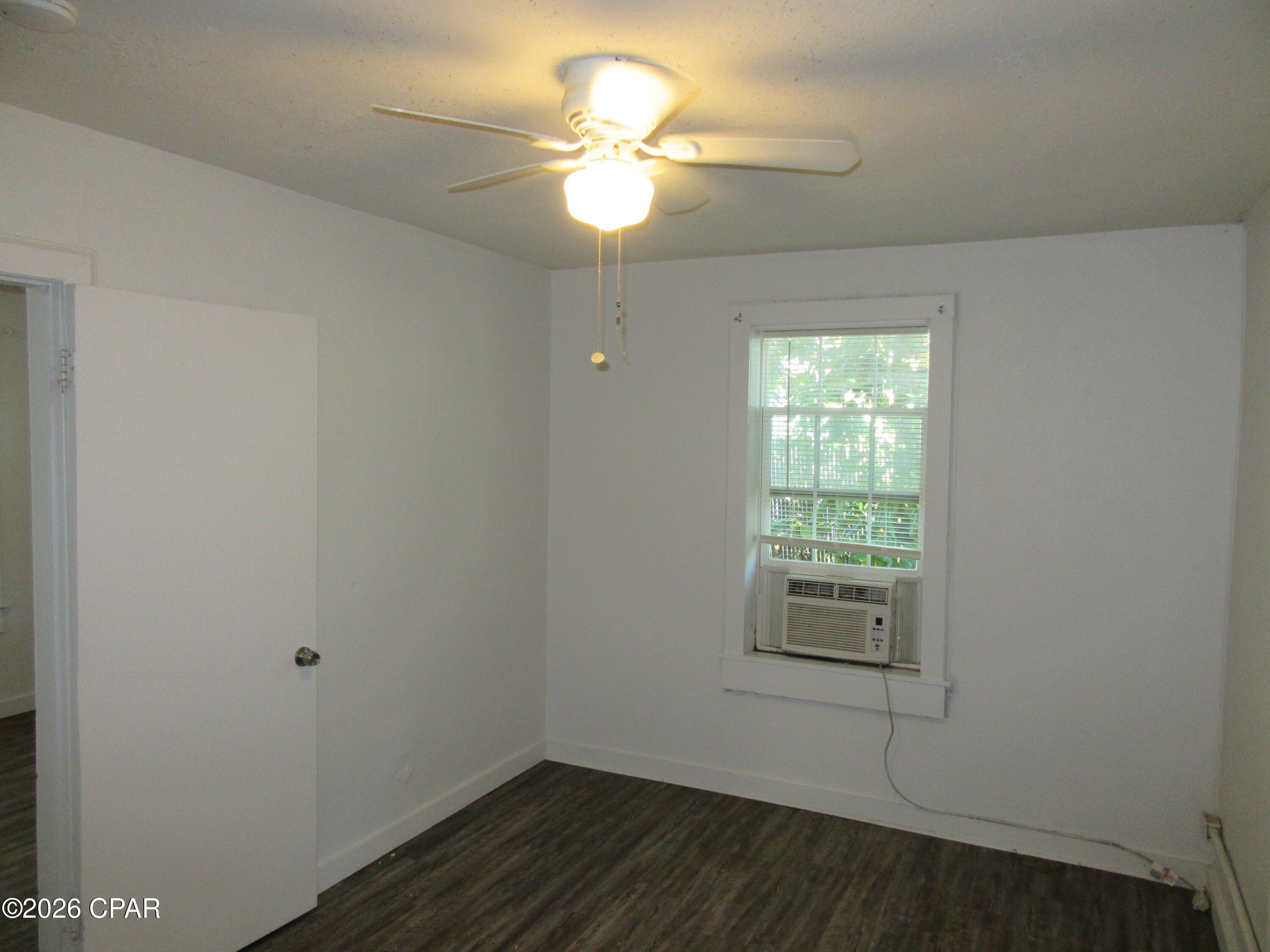 [No Recorded Subdiv] - Residential Lease