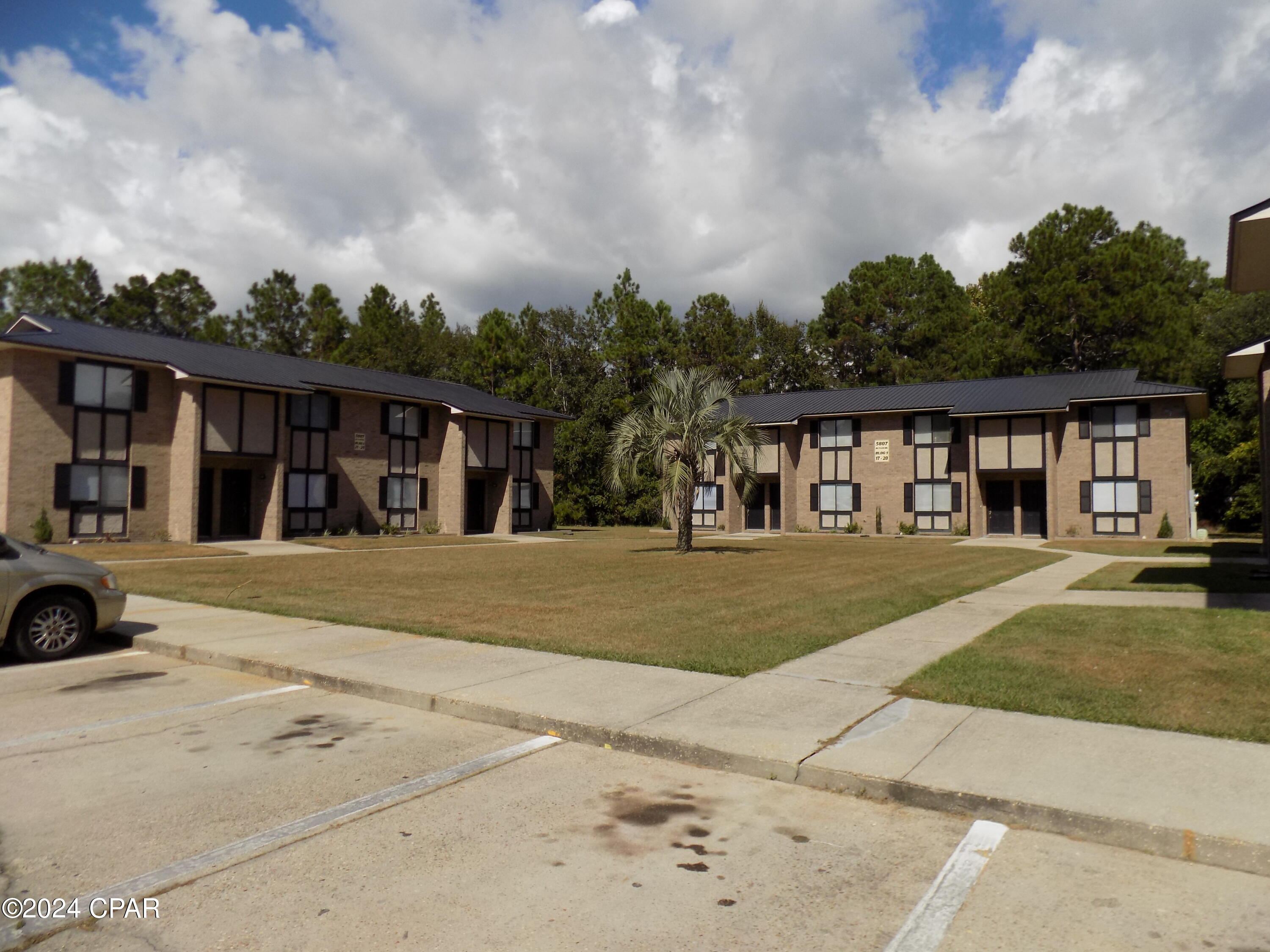 [No Recorded Subdiv] - Residential Lease