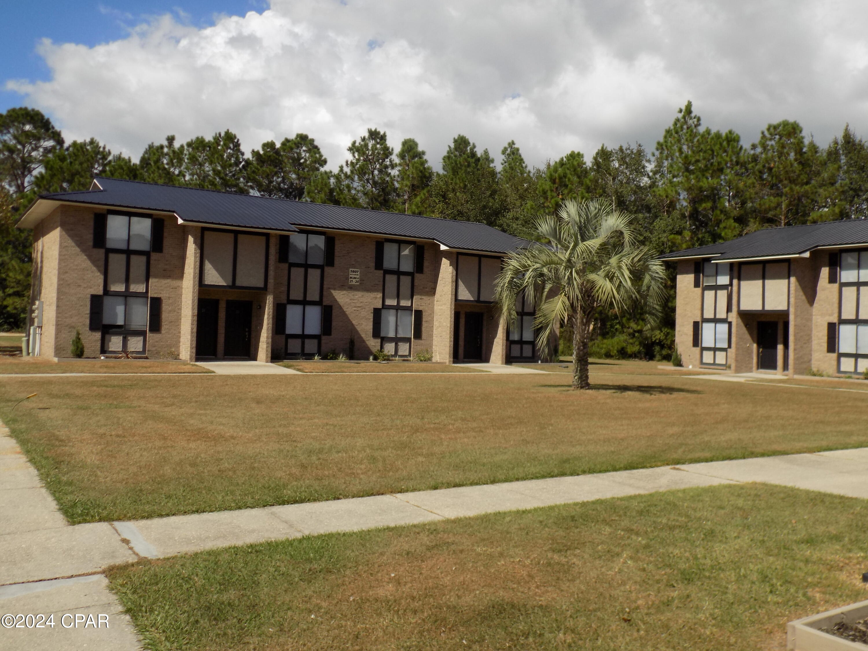 [No Recorded Subdiv] - Residential Lease