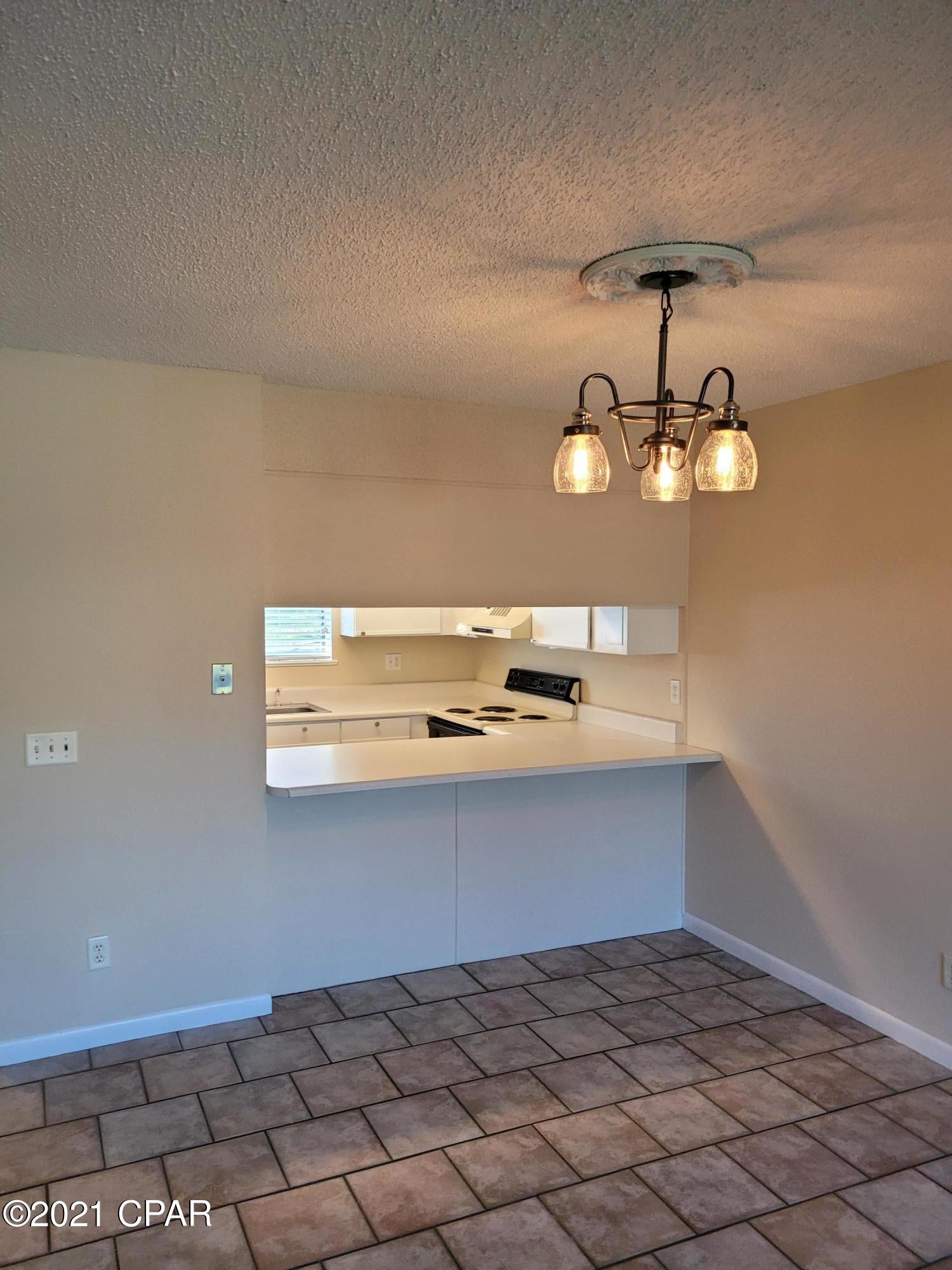 The Landings At Lake Caroline I - Residential Lease