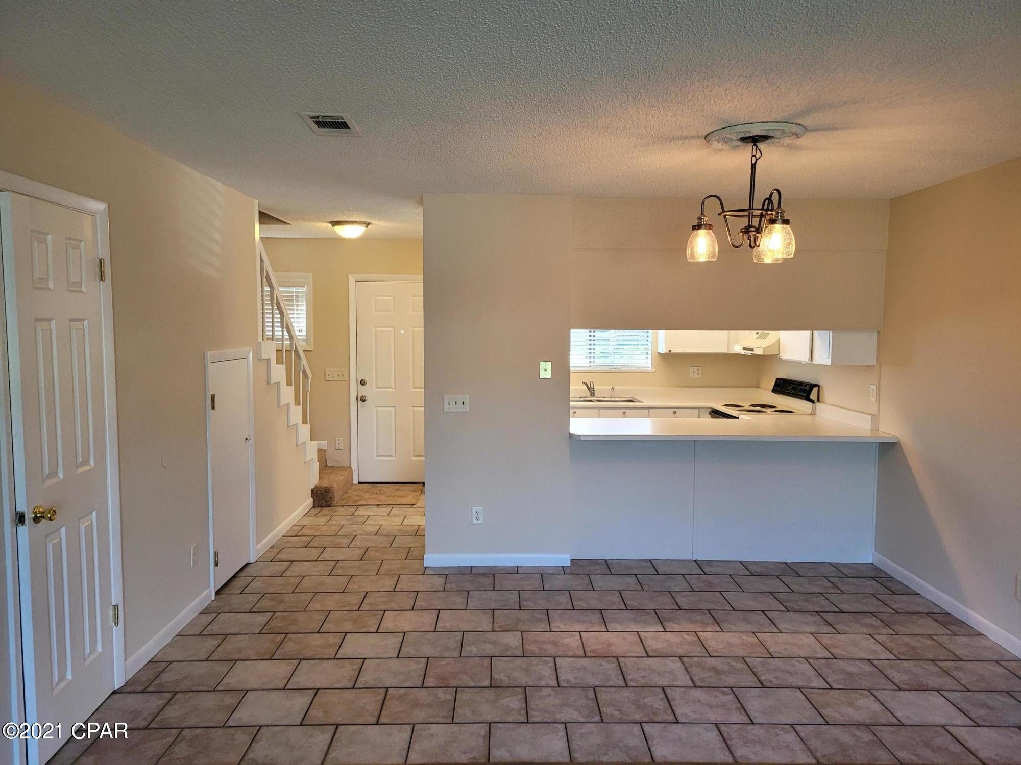 The Landings At Lake Caroline I - Residential Lease