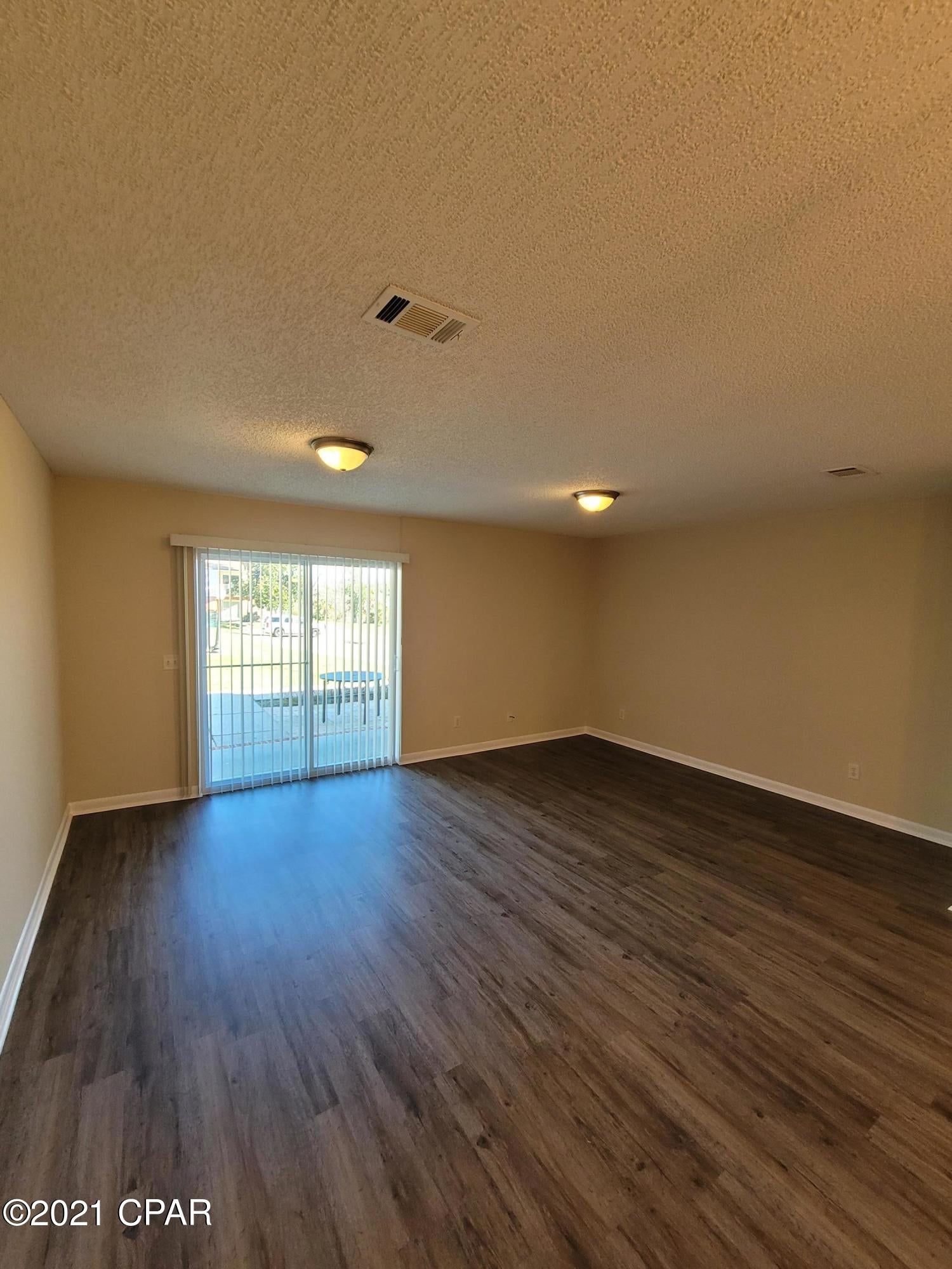 The Landings At Lake Caroline I - Residential Lease