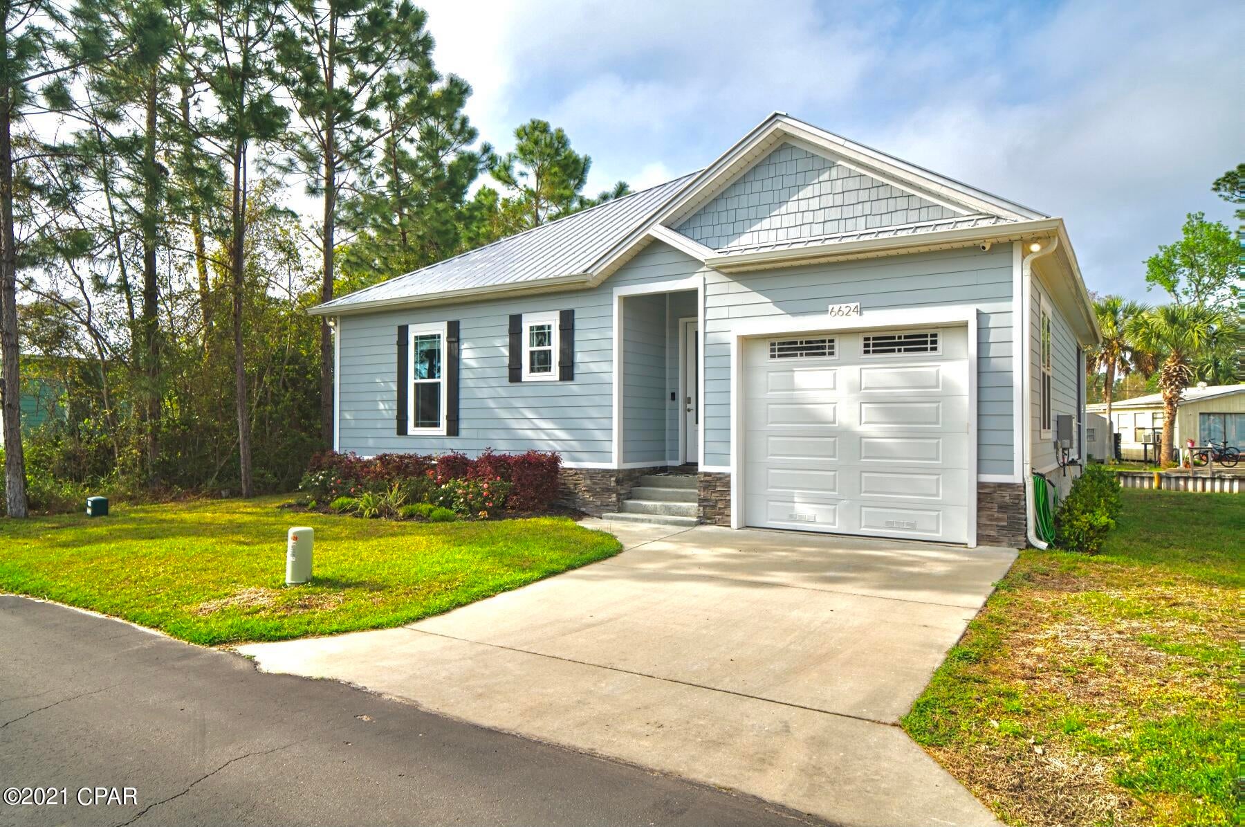 Harbour Towne - Residential