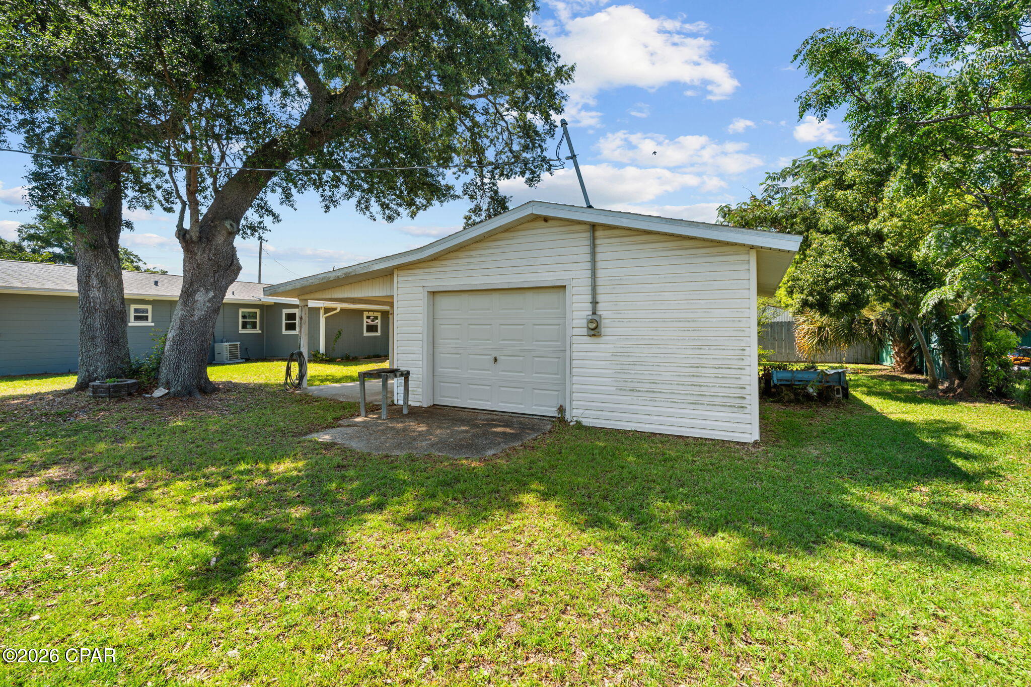 Register, E.B. 2nd - Residential