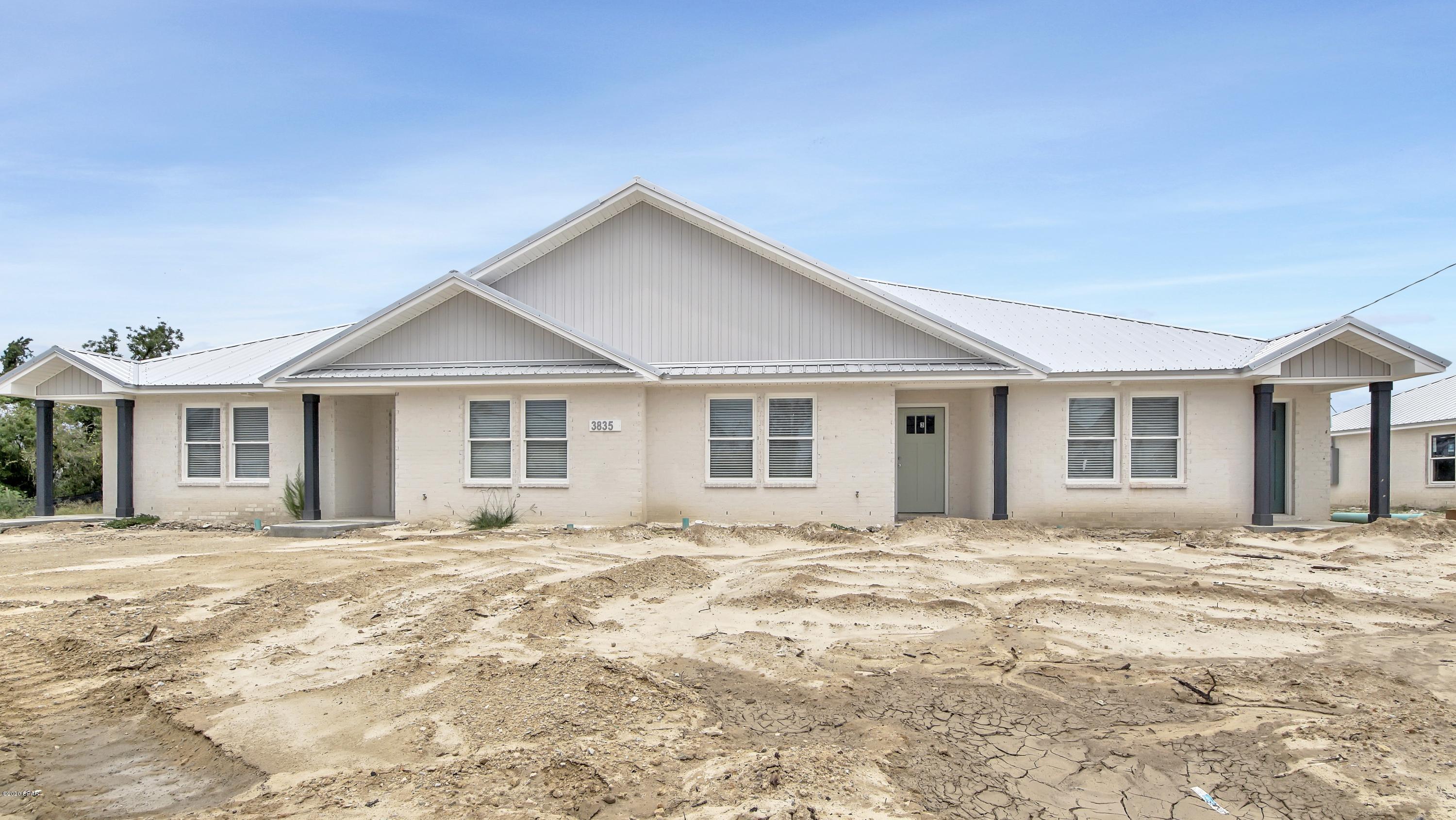 *//*BRAND NEW*\\* Enjoy hassle free living at Avondale Townhomes! 3 bedroom | 2 bathroom townhomes for RENT minutes away from TAFB! Make yourself at home in this brand new construction townhouse complete with modern finishes, vinyl flooring throughout and stainless steel appliances. Landscaping is included in the rent. You will NOT find a better deal in Panama City!! Check out the virtual tour and call to apply TODAY!



See the virtual tour NOW! 

https://my.matterport.com/show/?m=e1SS4P79m78